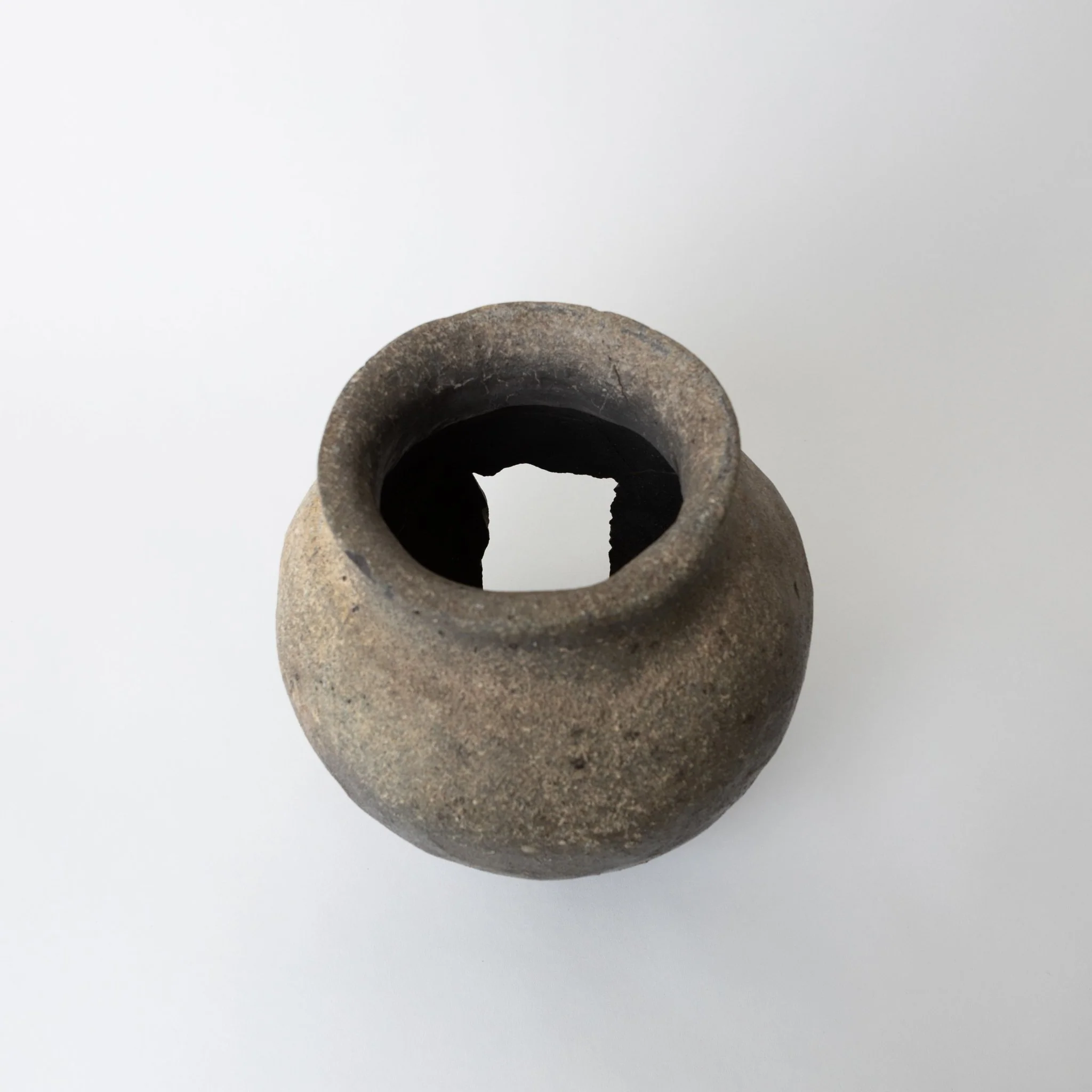 013 Unknown, Japan Ceramic Object - Image 5