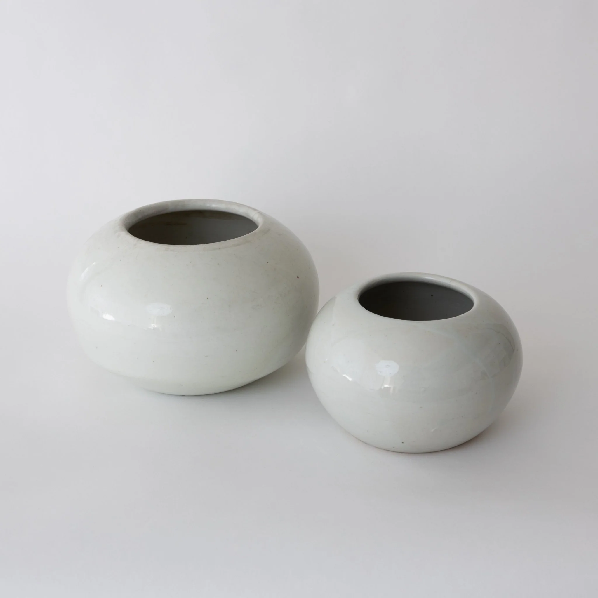 018 Unknown, Japan Porcelain Objects (Set of 2) - Image 4