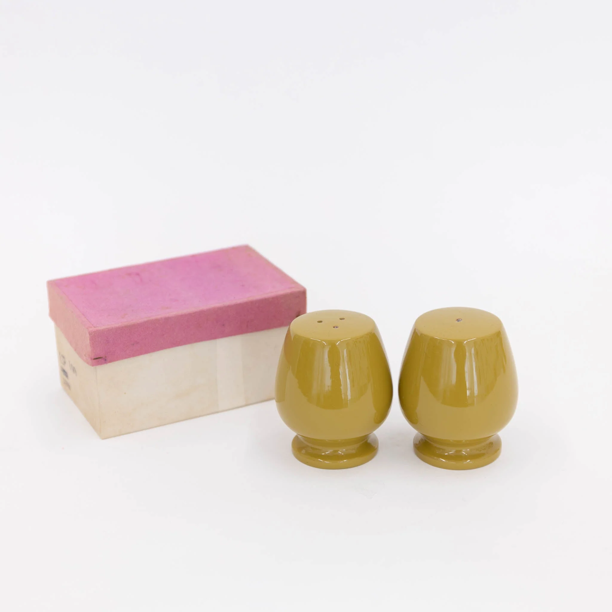 103 60's, Salt and Pepper Shaker - Mustard - Image 4
