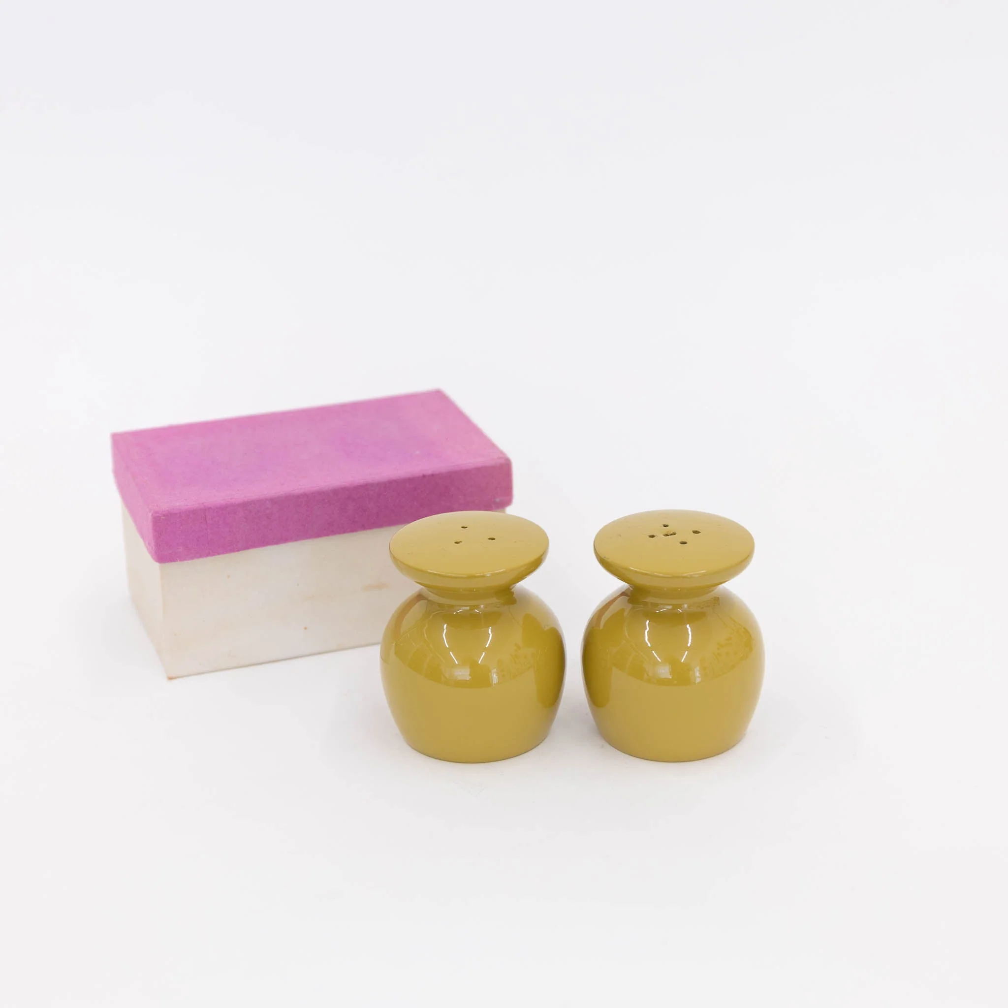 104 60's, Salt and Pepper Shaker - Mustard 2 - Image 4