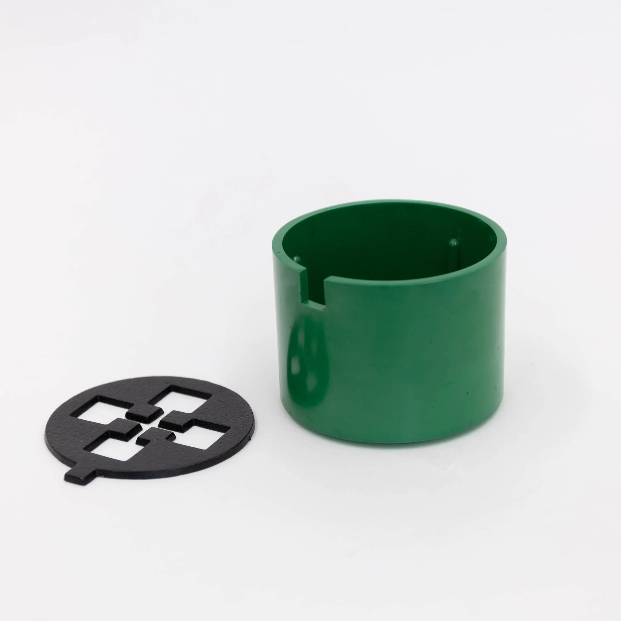 112 60's, Plastic Ashtray with cast iron lid - Green - Image 2