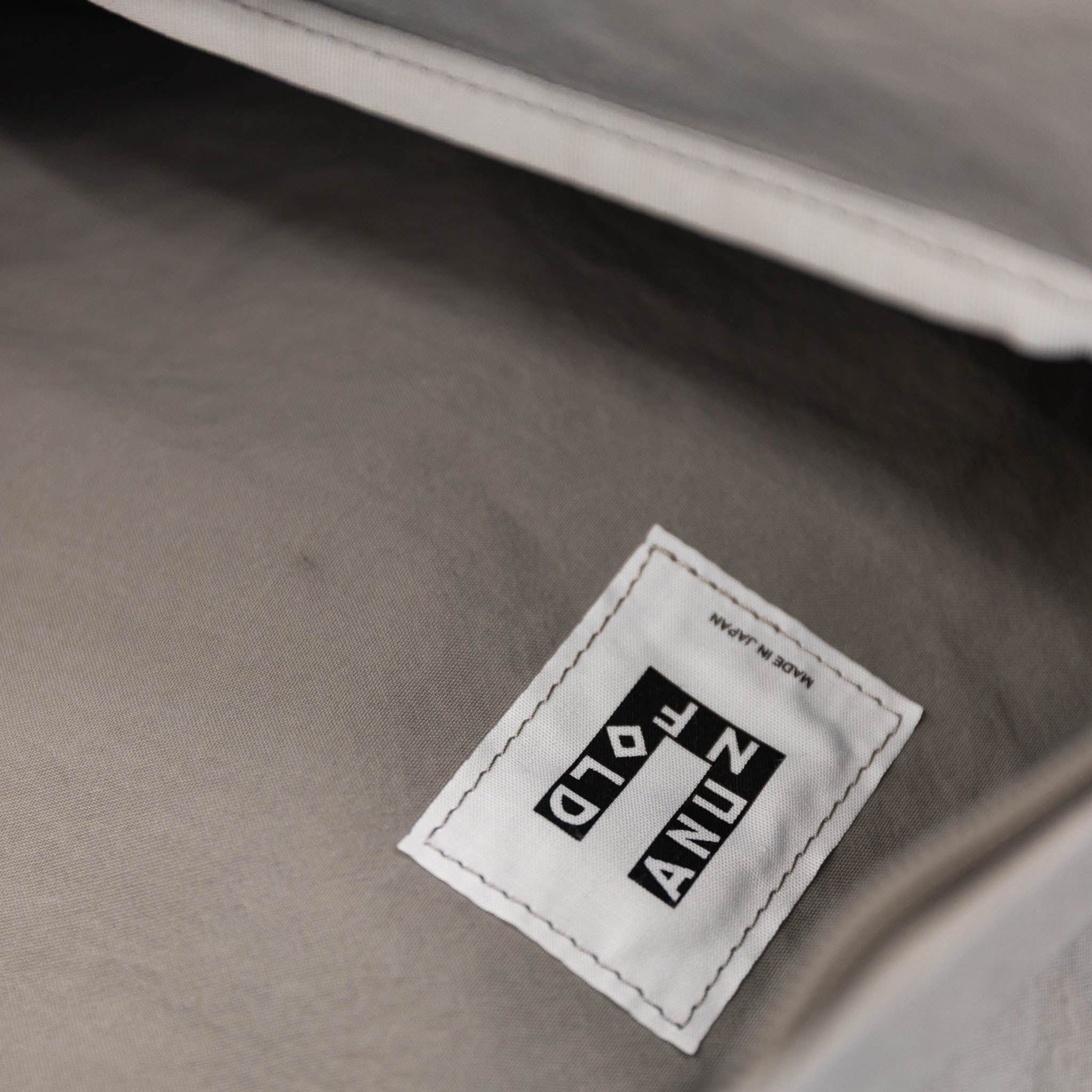 ANUNFOLD Book Pack - Gray - Image 15