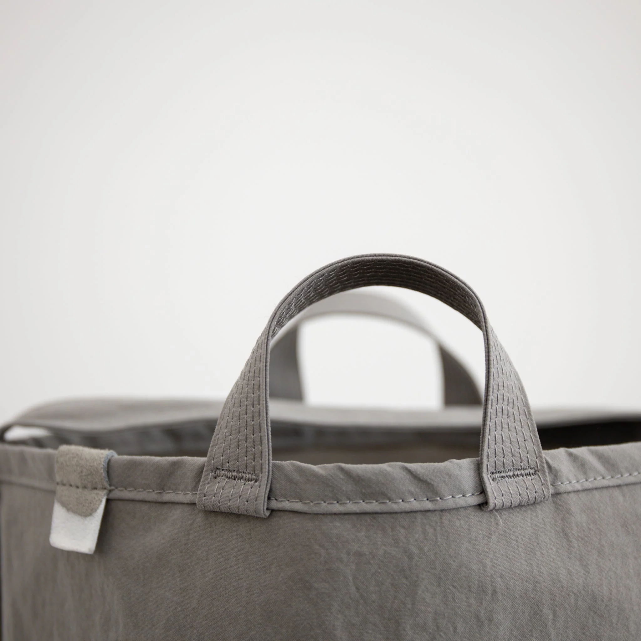 ANUNFOLD Side Pocket Tote Bag PT - Gray - Image 4