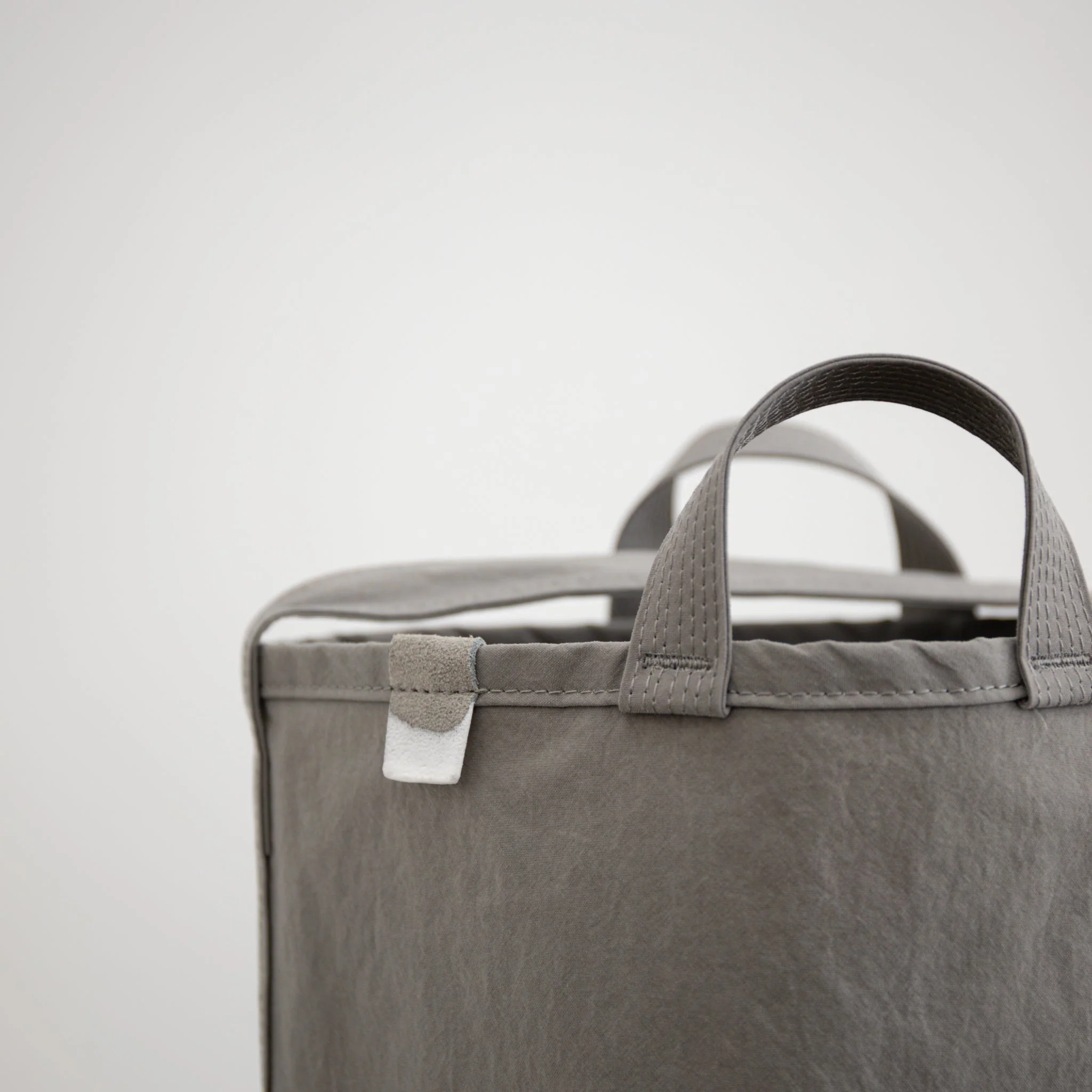 ANUNFOLD Side Pocket Tote Bag PT - Gray - Image 5