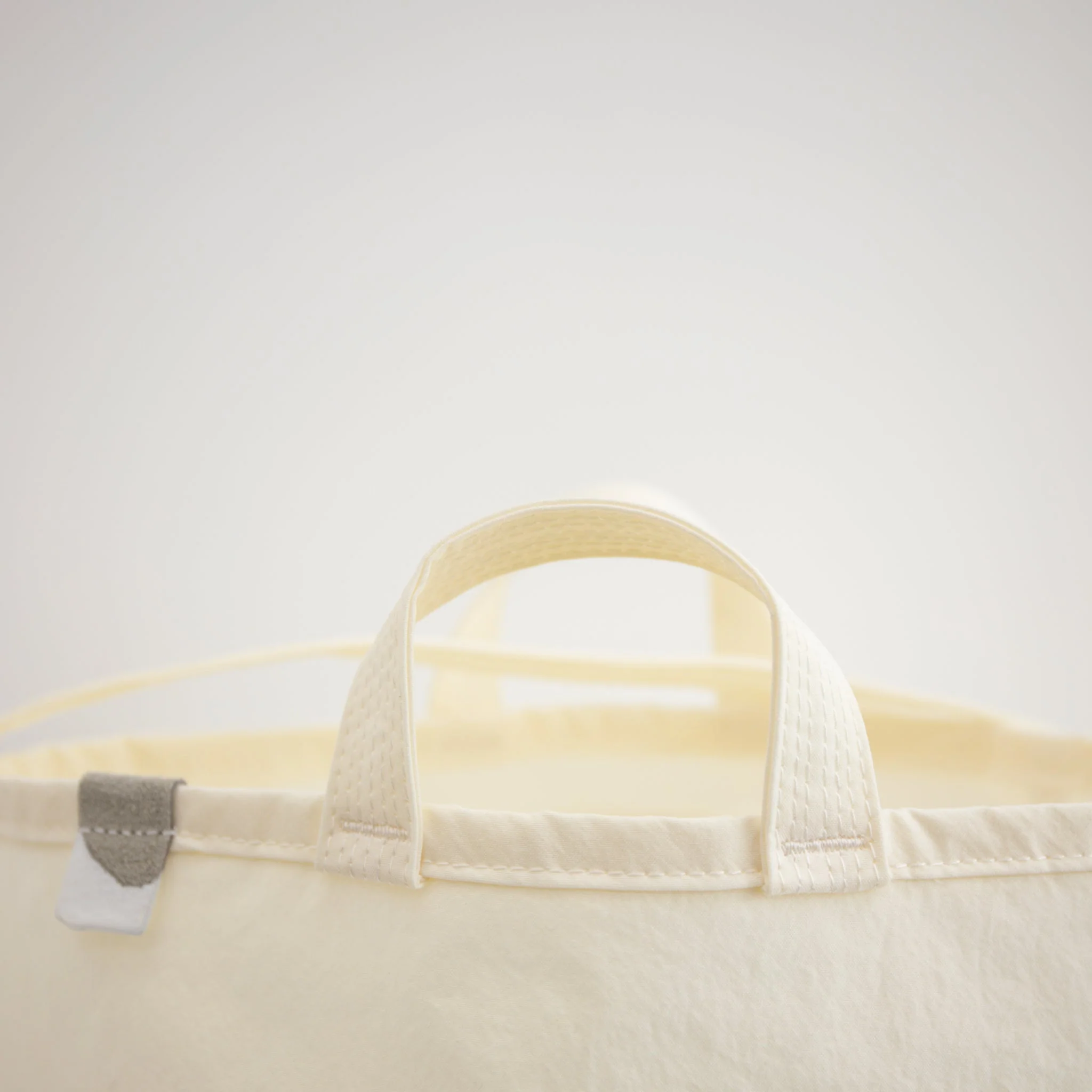 ANUNFOLD Side Pocket Tote Bag PT - White - Image 5