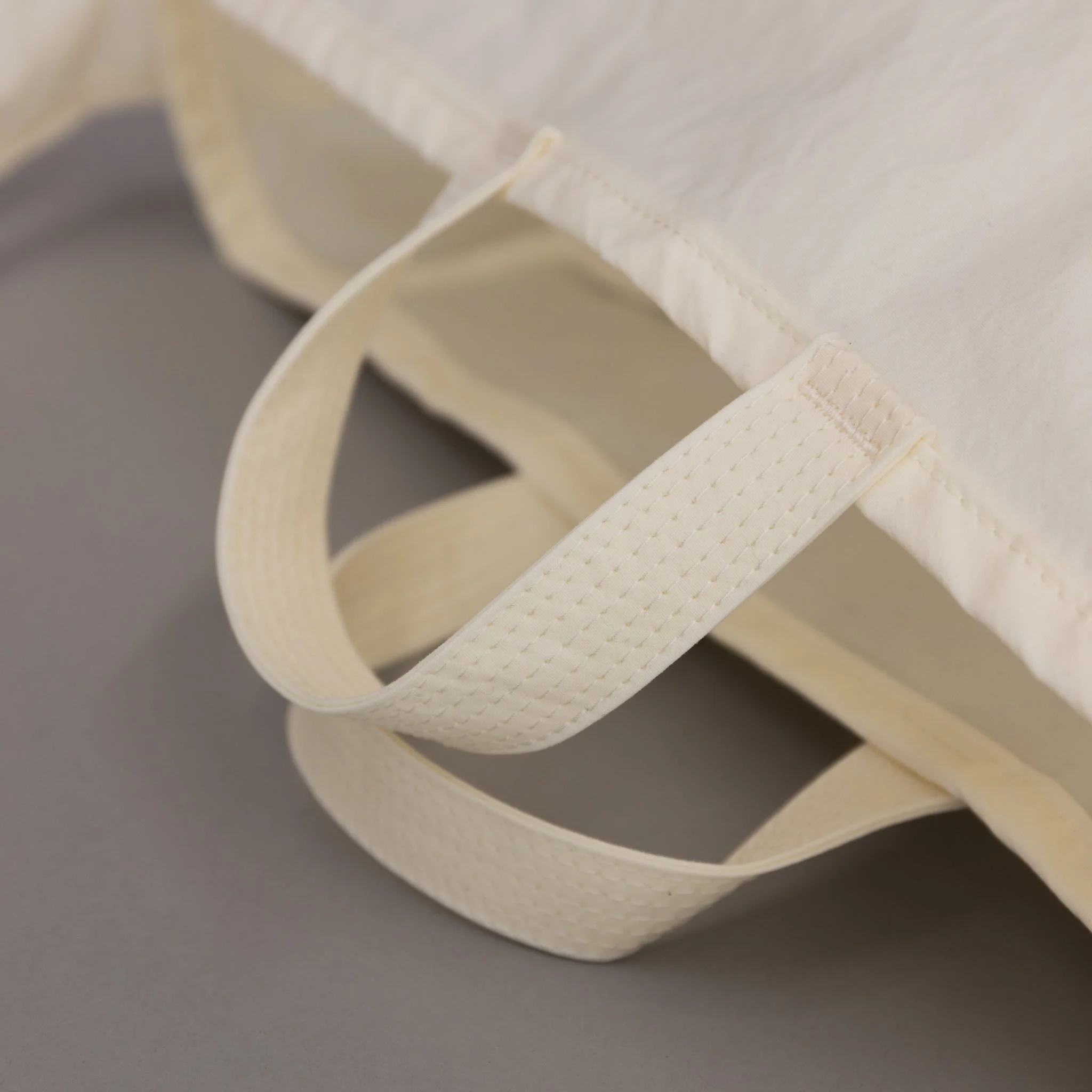 ANUNFOLD Side Pocket Tote Bag - White - Image 6