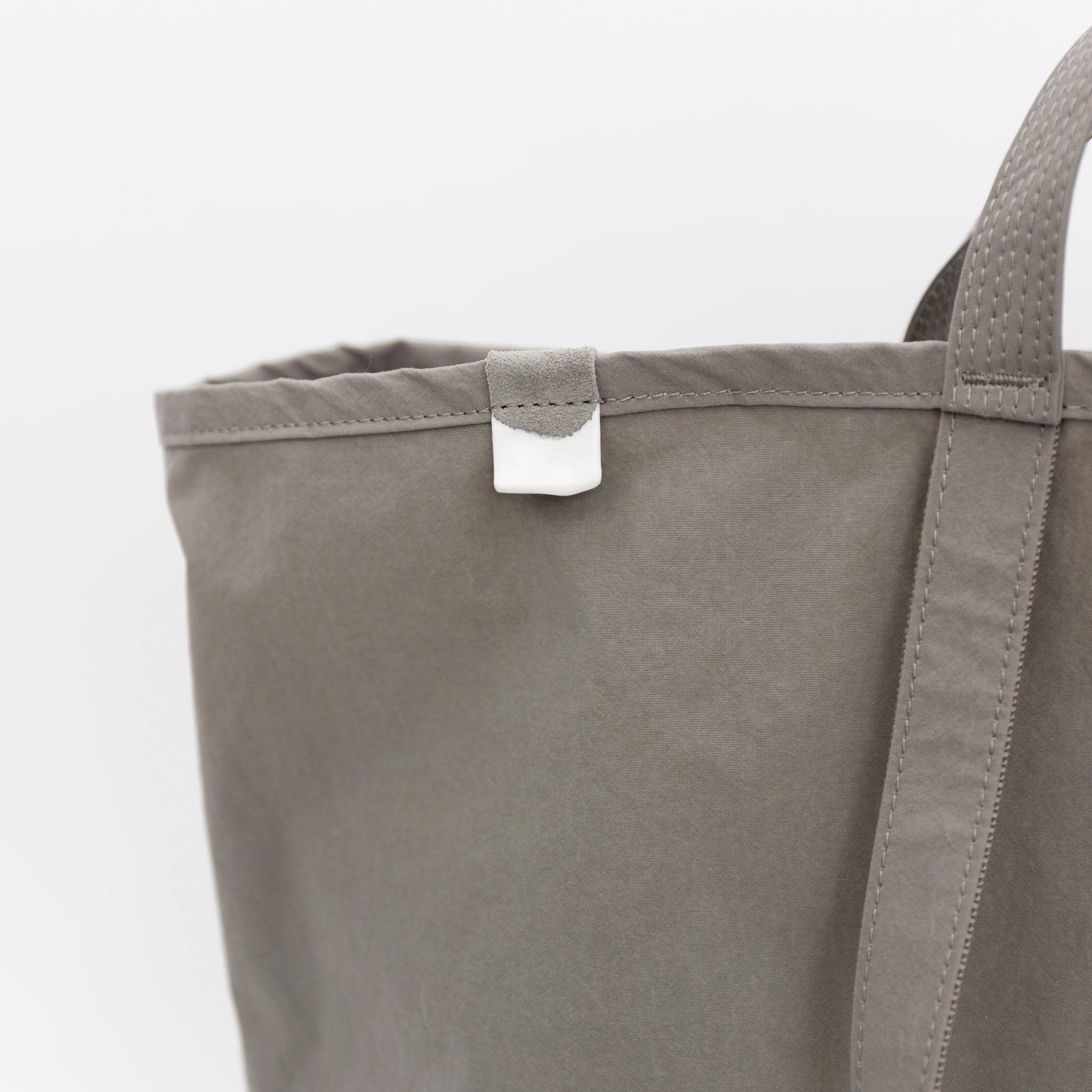 ANUNFOLD Travel Tote - Gray - Image 5