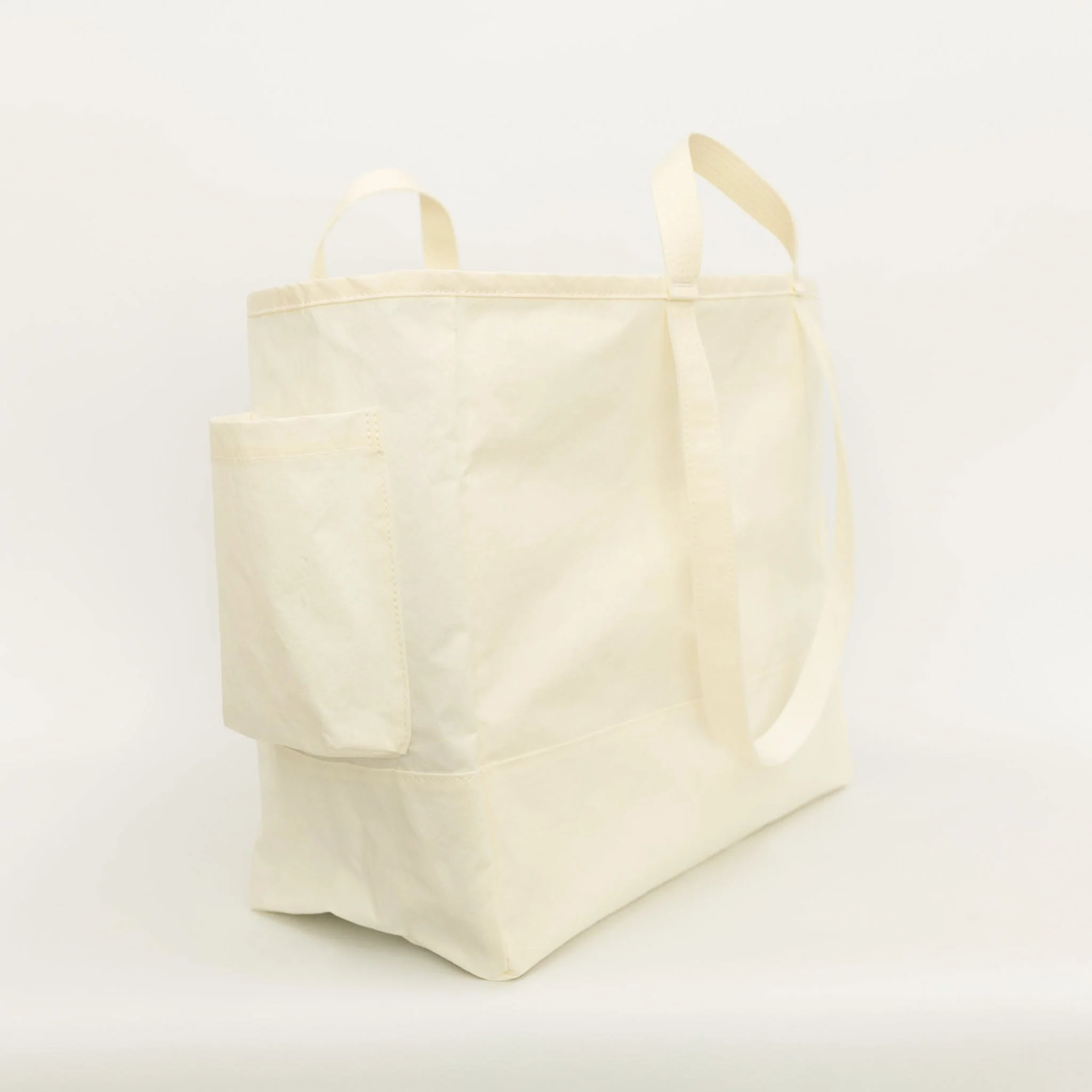 ANUNFOLD Travel Tote - White - Image 3