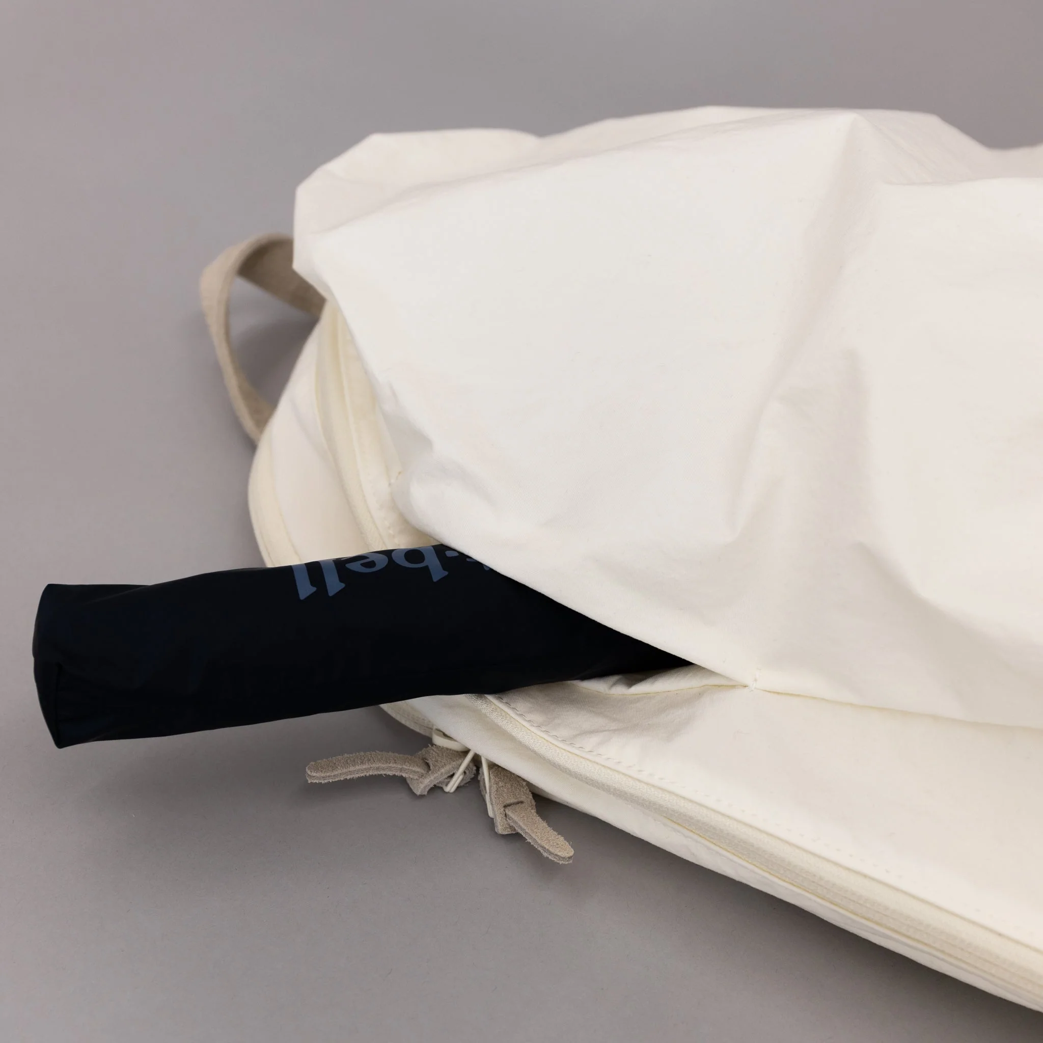 ANUNFOLD Wrap Pack - White - Image 4