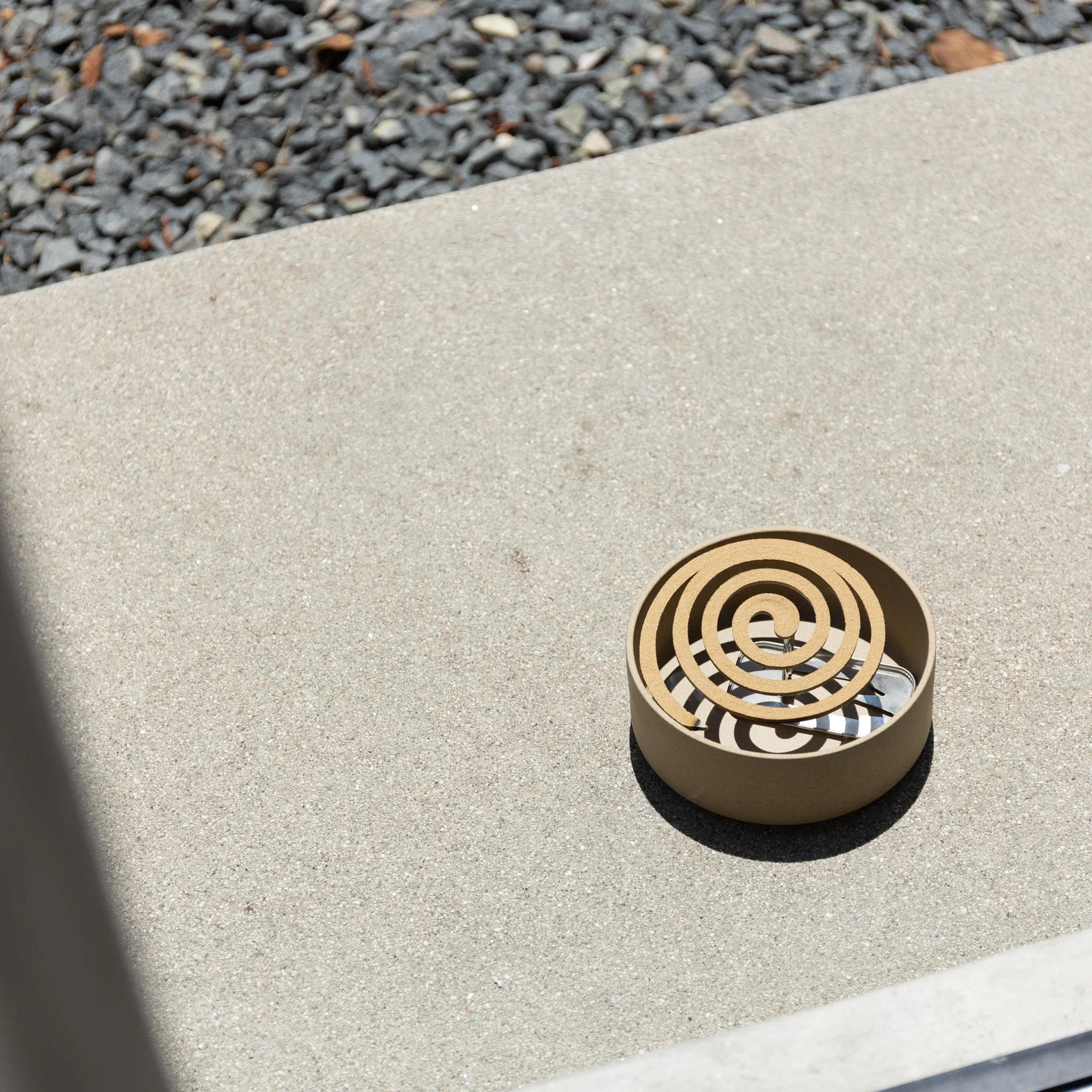 Chrysanthemum Mosquito Coil Incense - Image 4