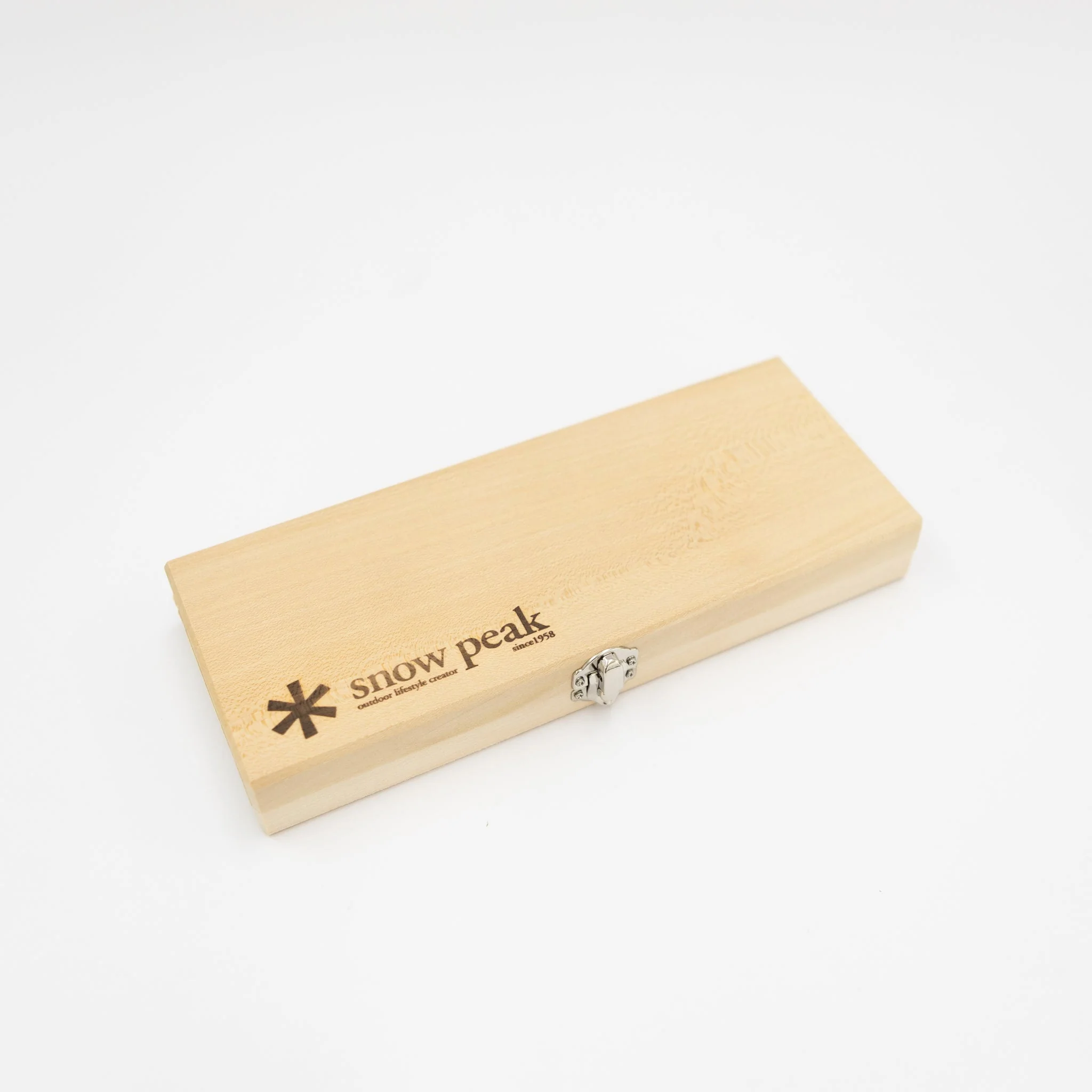 Snow Peak Cutting Board & Knife Set - Image 10