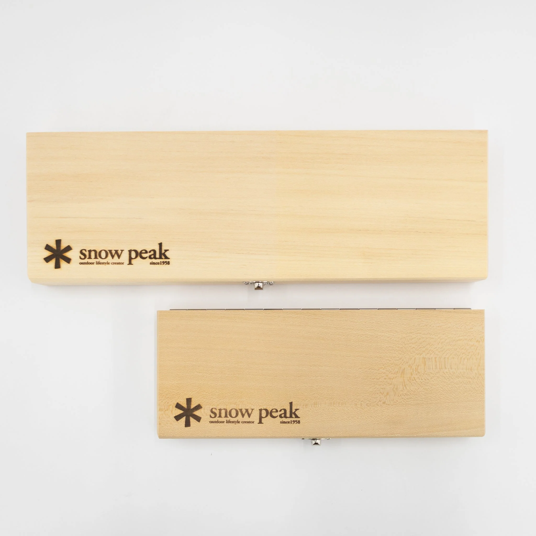 Snow Peak Cutting Board & Knife Set - Image 7
