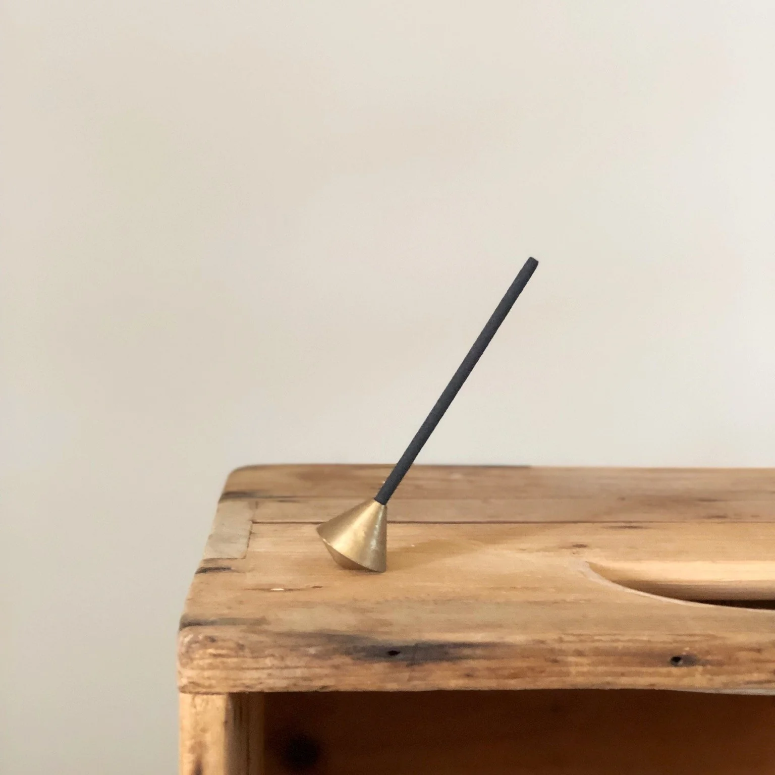 Elemense Acorn Brass Incense Holder - Image 3