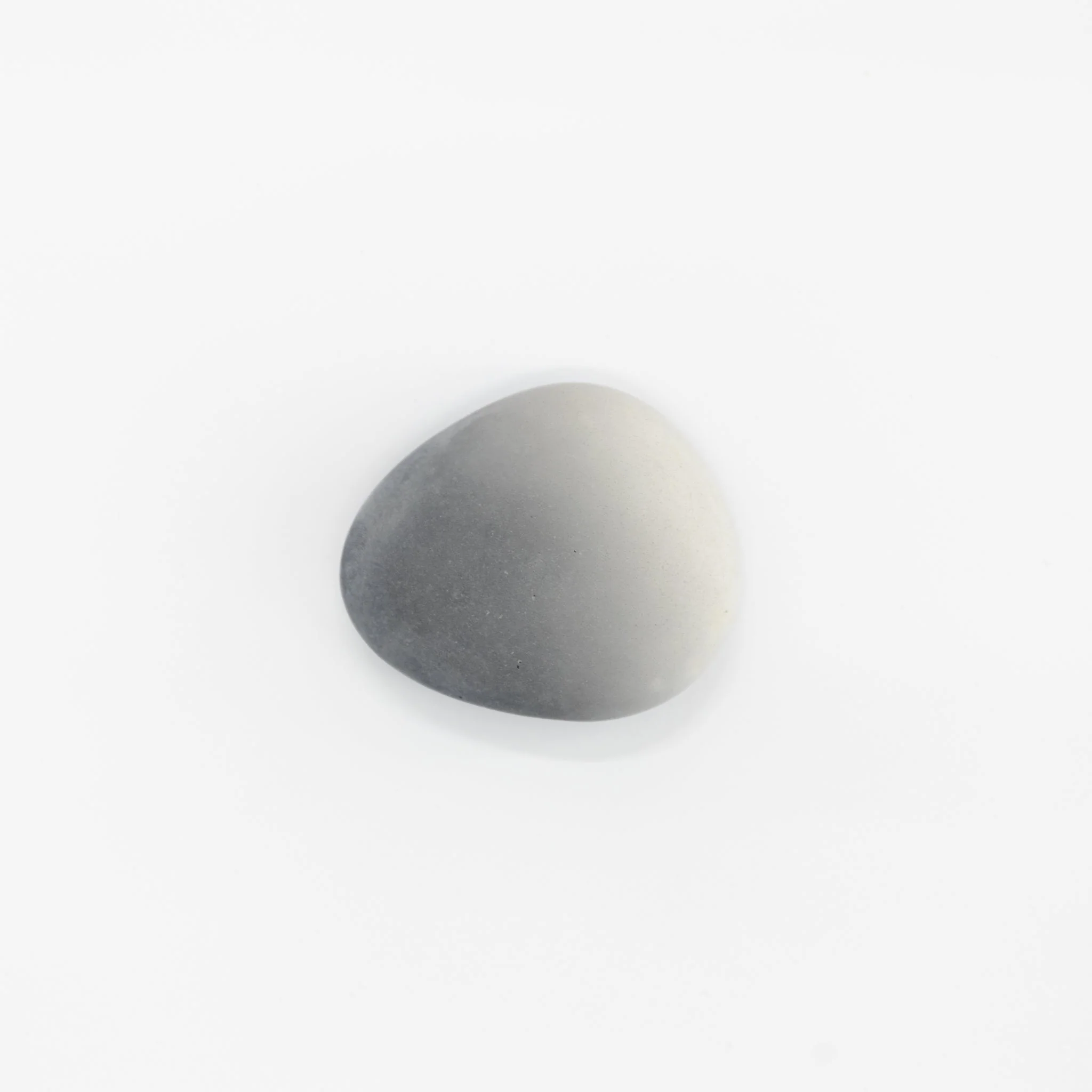 Elemense Pottery Stone Diffuser in White & Gray - Image 4