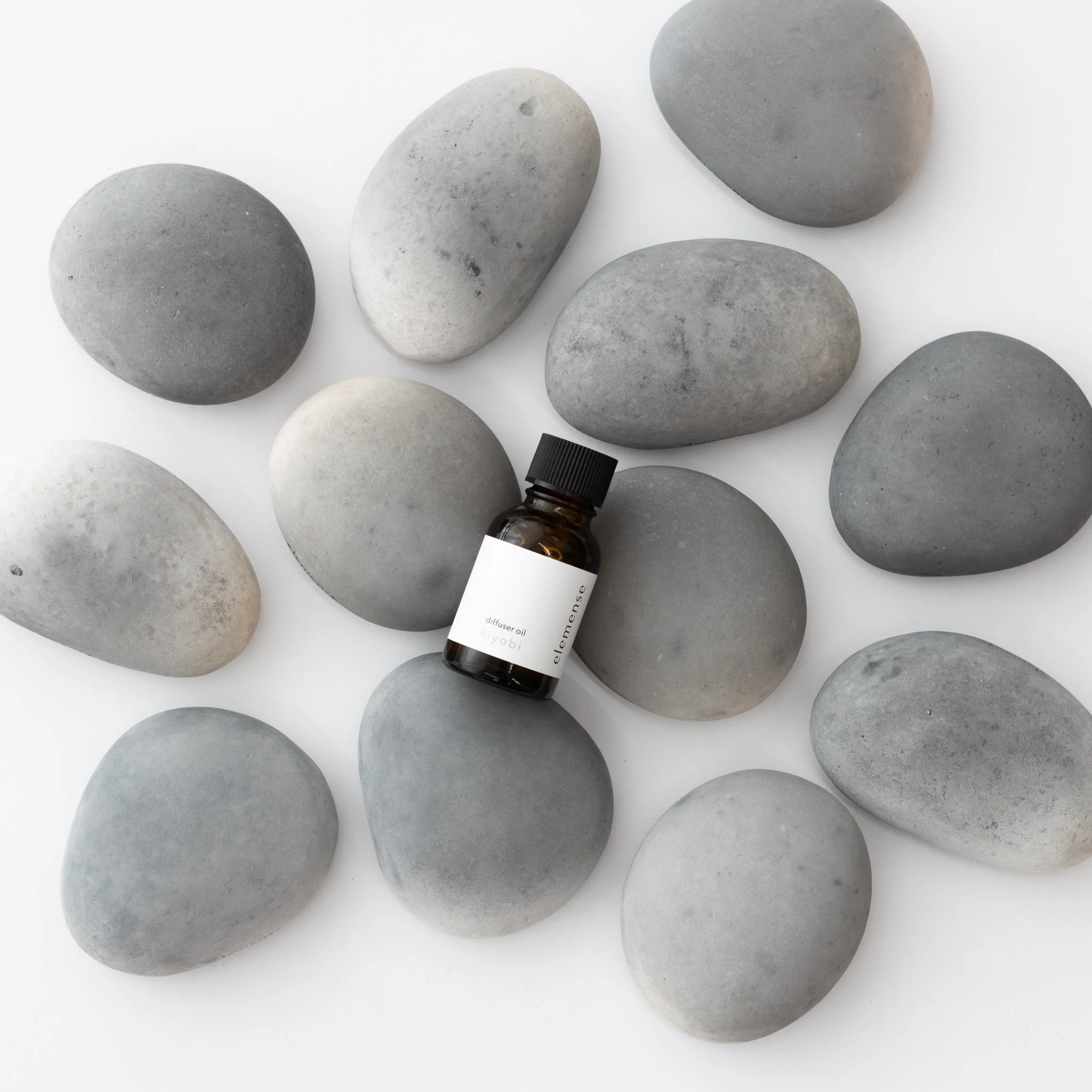 Elemense Pottery Stone Diffusers in Gray - Image 10