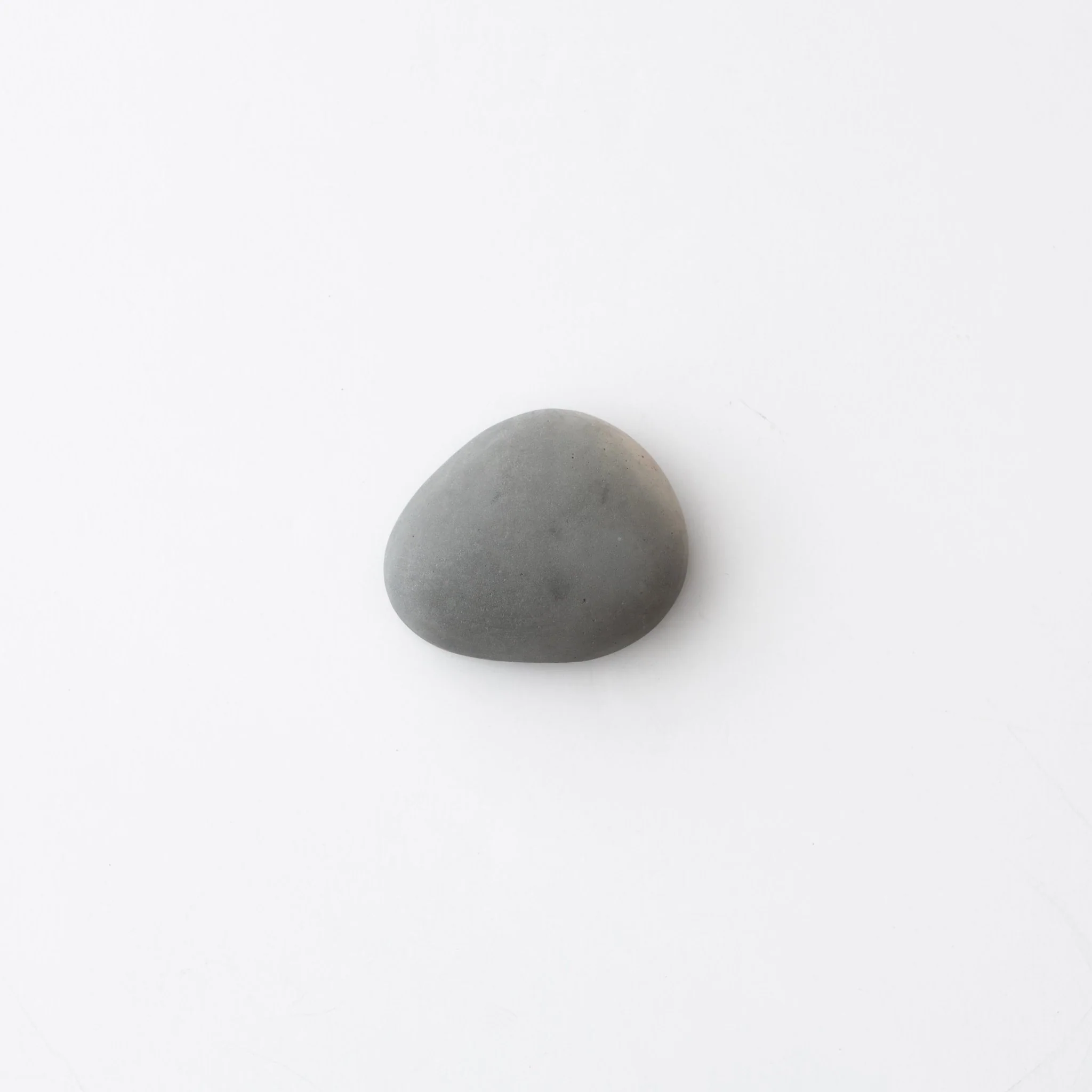 Elemense Pottery Stone Diffusers in Gray - Image 4