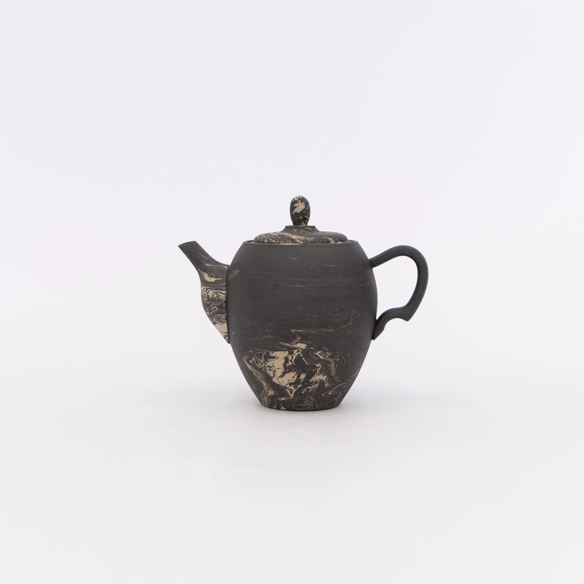 Gena Kuwan Ceramic Teapot - Black - Image 3