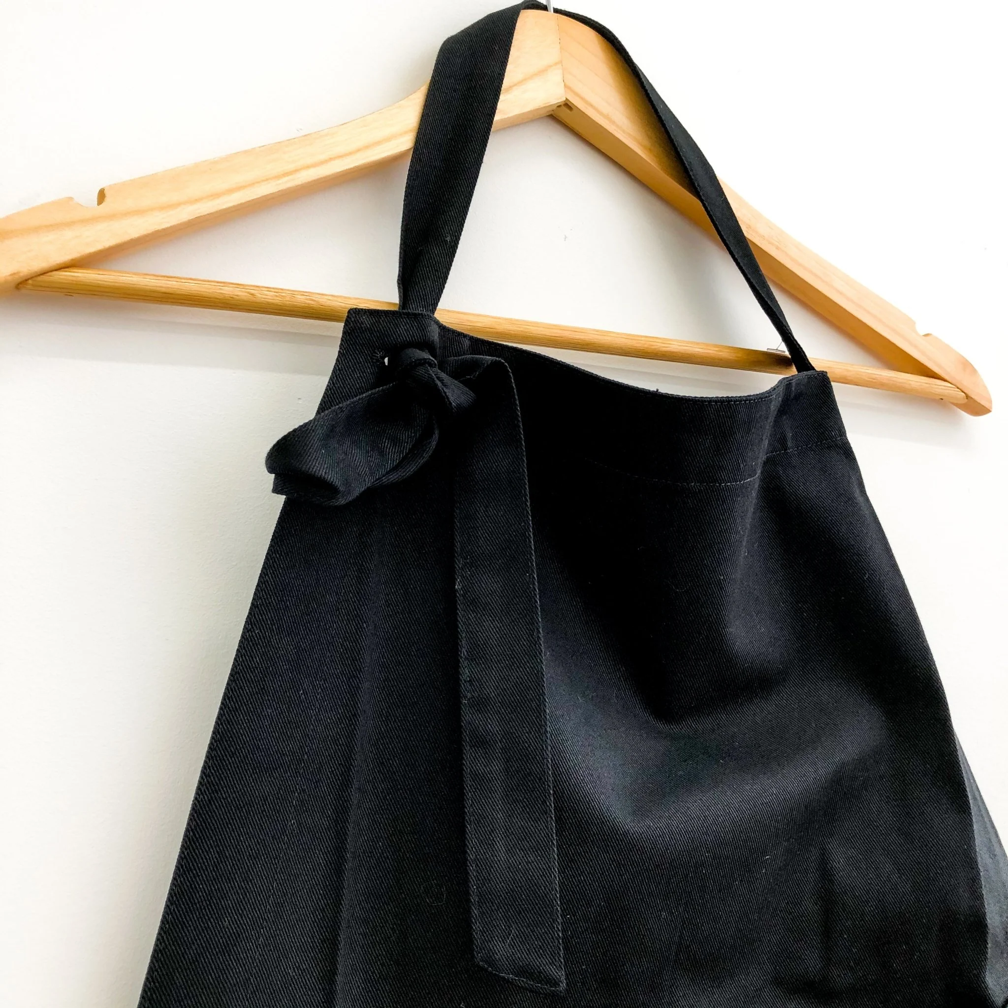 Hakui Bibbed Apron - Black (6803-9) - Image 2