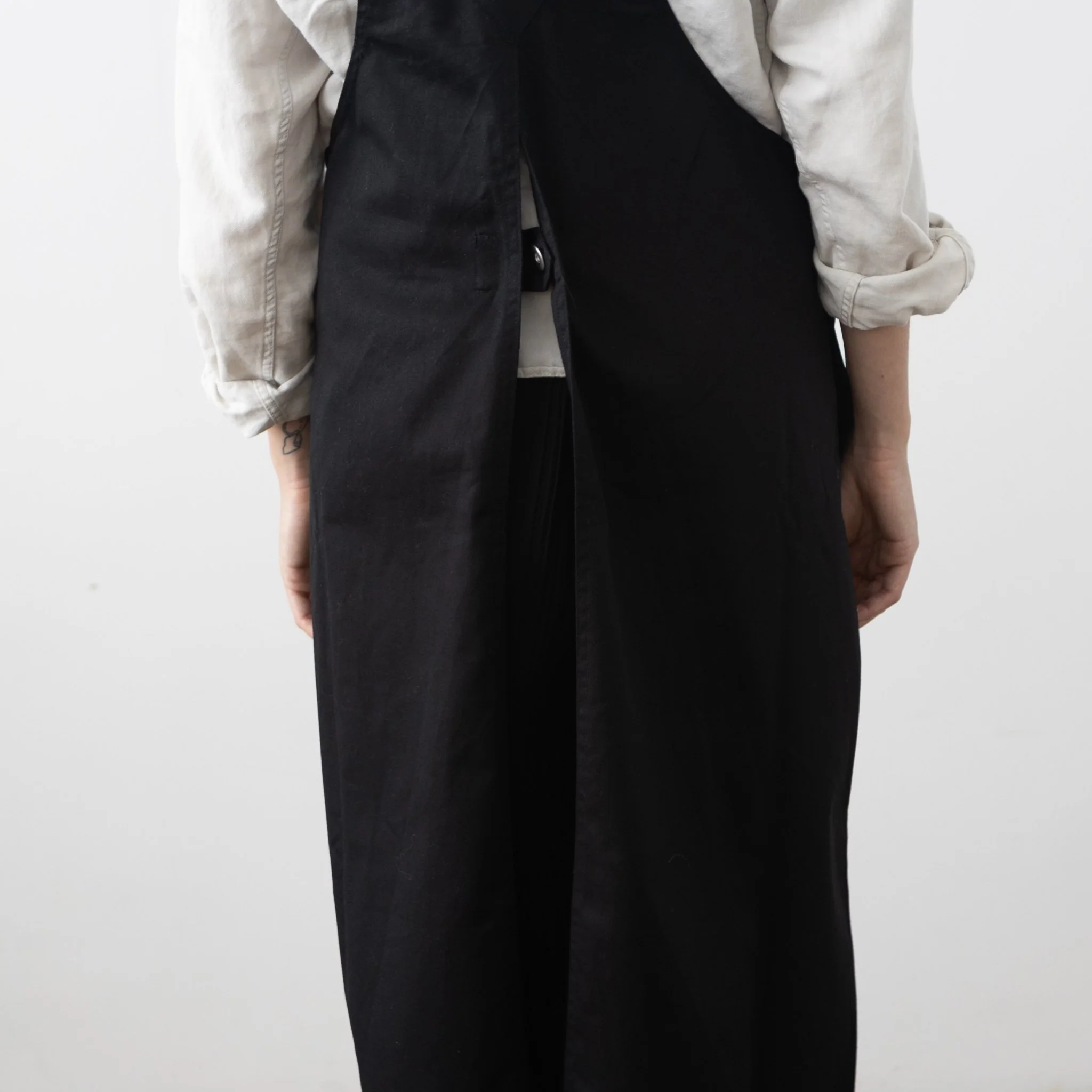 Hakui Overall-Style Apron - Black (6871-9) - Image 3