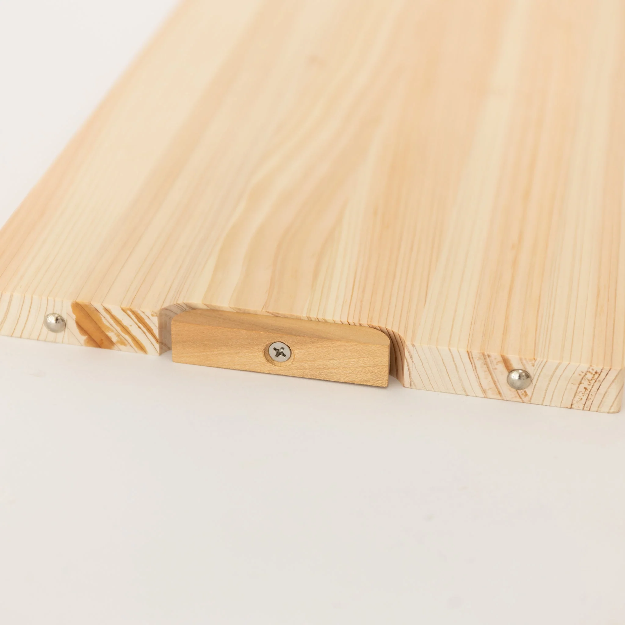 Hinoki Cutting Board with Stand - Image 5