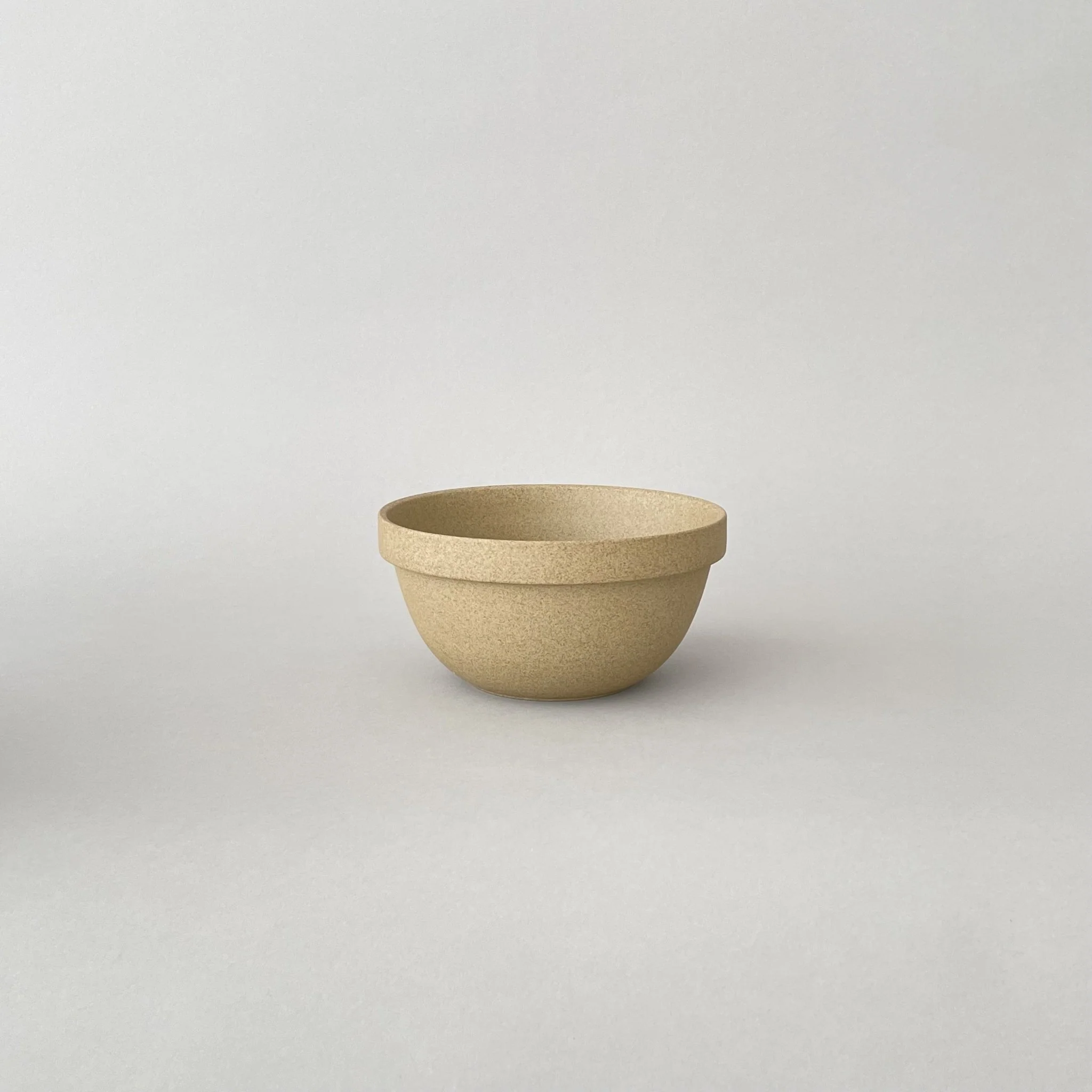HP048 - Mid-Deep Round Bowl Natural Small ø 5.5/8" - Image 2