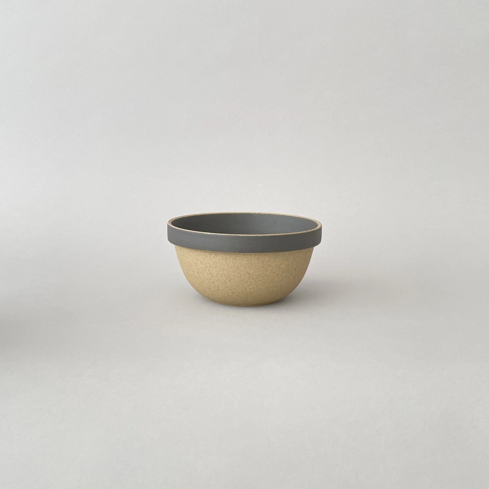 HPB048 - Mid-Deep Round Bowl Black Small ø 5.5/8" - Image 2