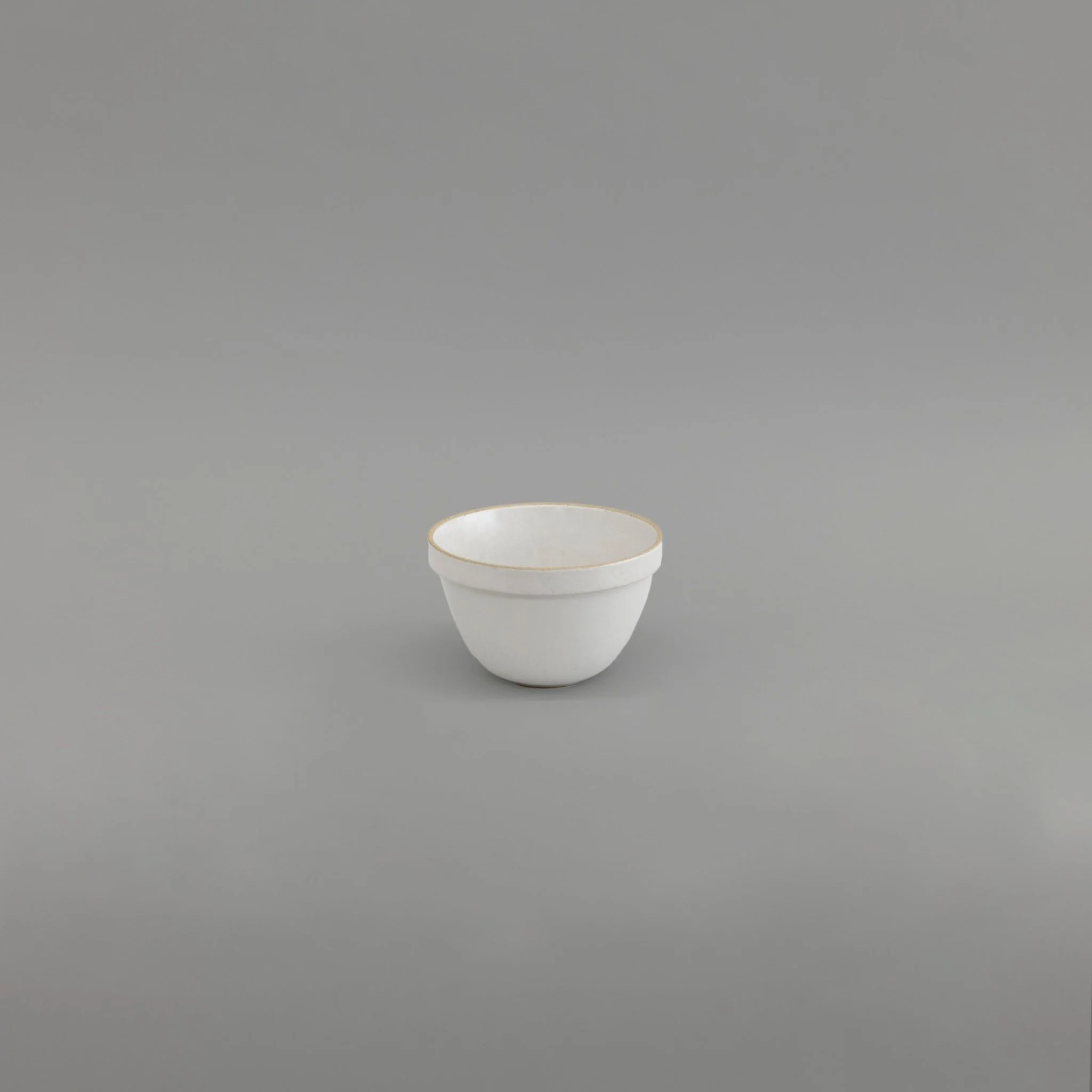 HPM046 - Deep Round Bowl Gloss Gray Small ø 5.5/8"