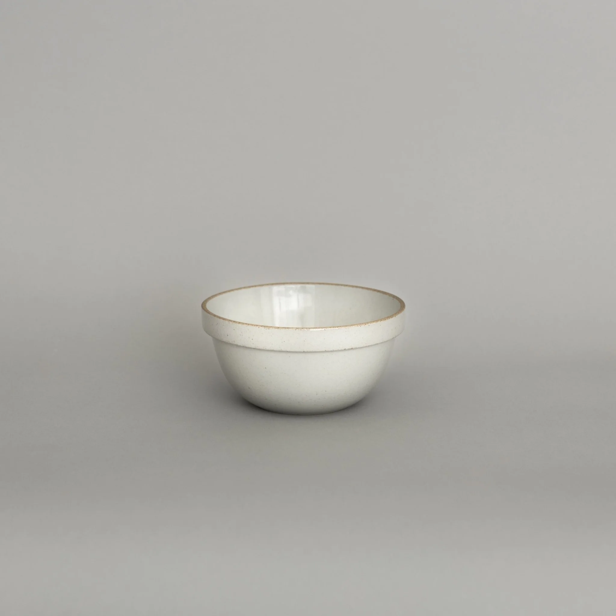 HPM048 - Mid-Deep Round Bowl Gloss Gray Small ø 5.5/8" - Image 2