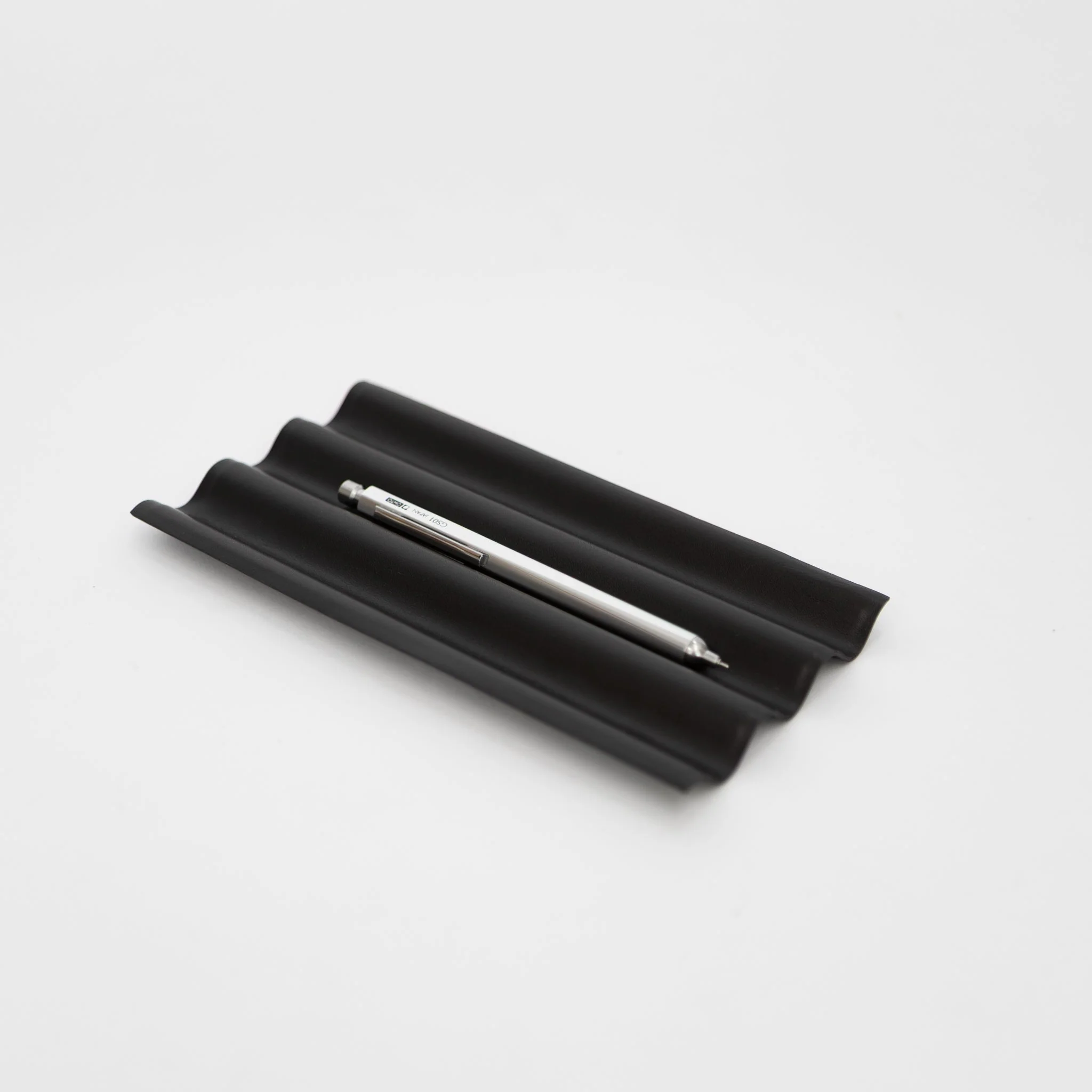 Irose Wave Leather Tray - Image 6