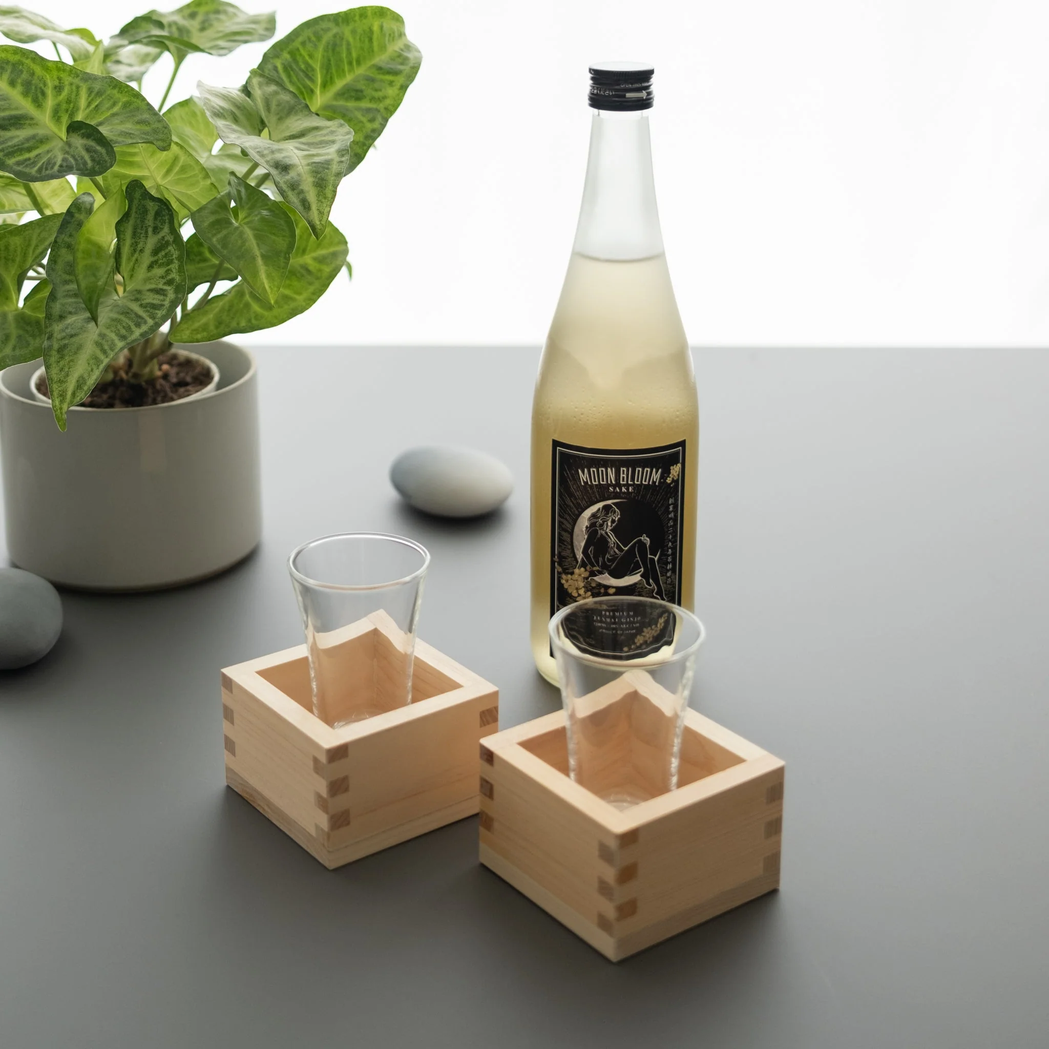 Hinoki Kimasu Sake Drinking Box - Image 4