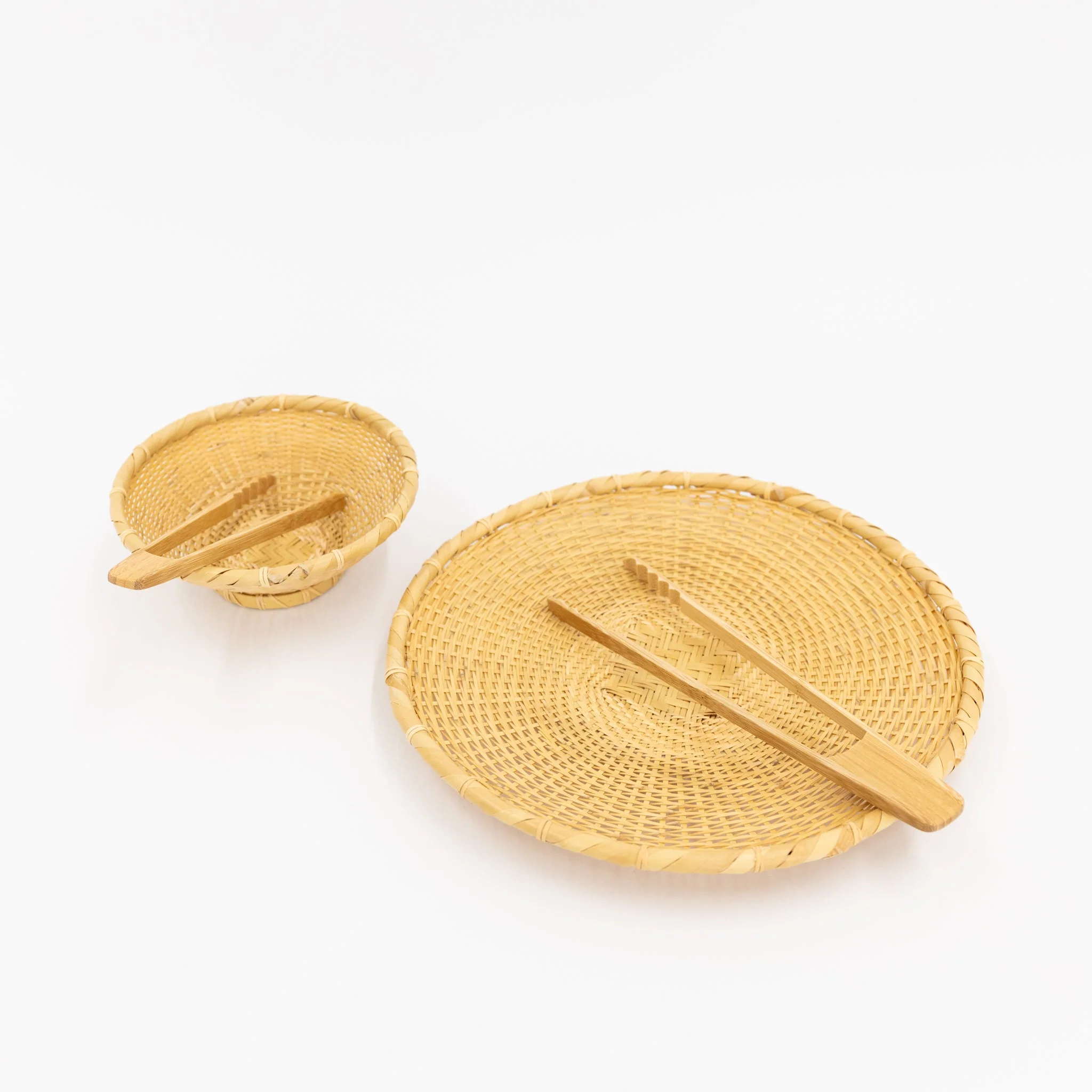 Kosuga Bamboo Tongs - Image 2