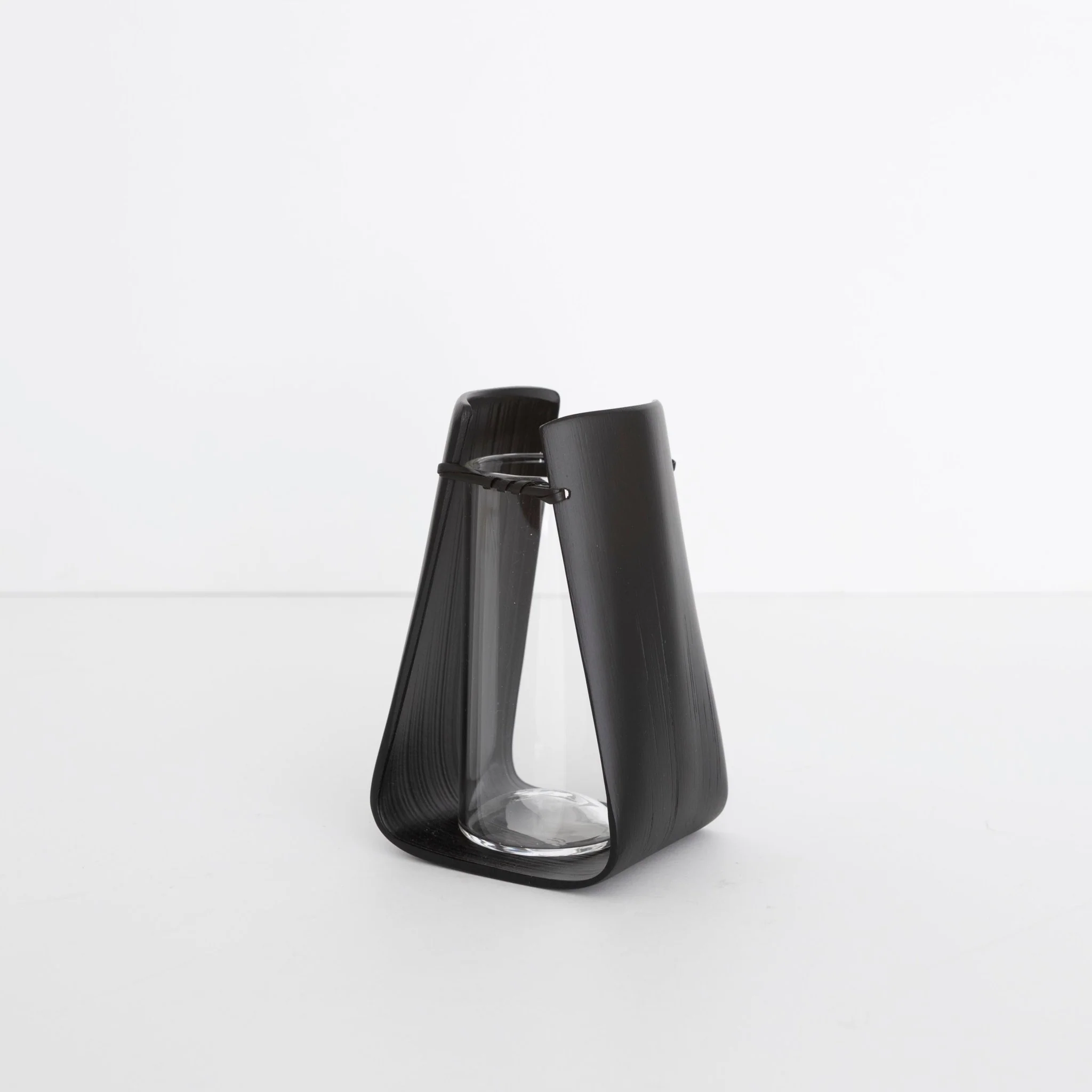 Kosuga Bamboo Flower Vase - Noshi - Image 4