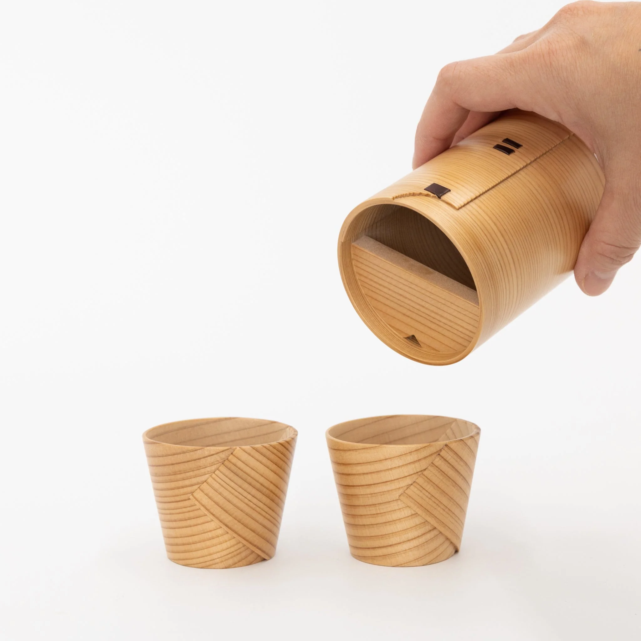 Kurikyu Wappa Sake Pitcher & Cup Set - Image 2