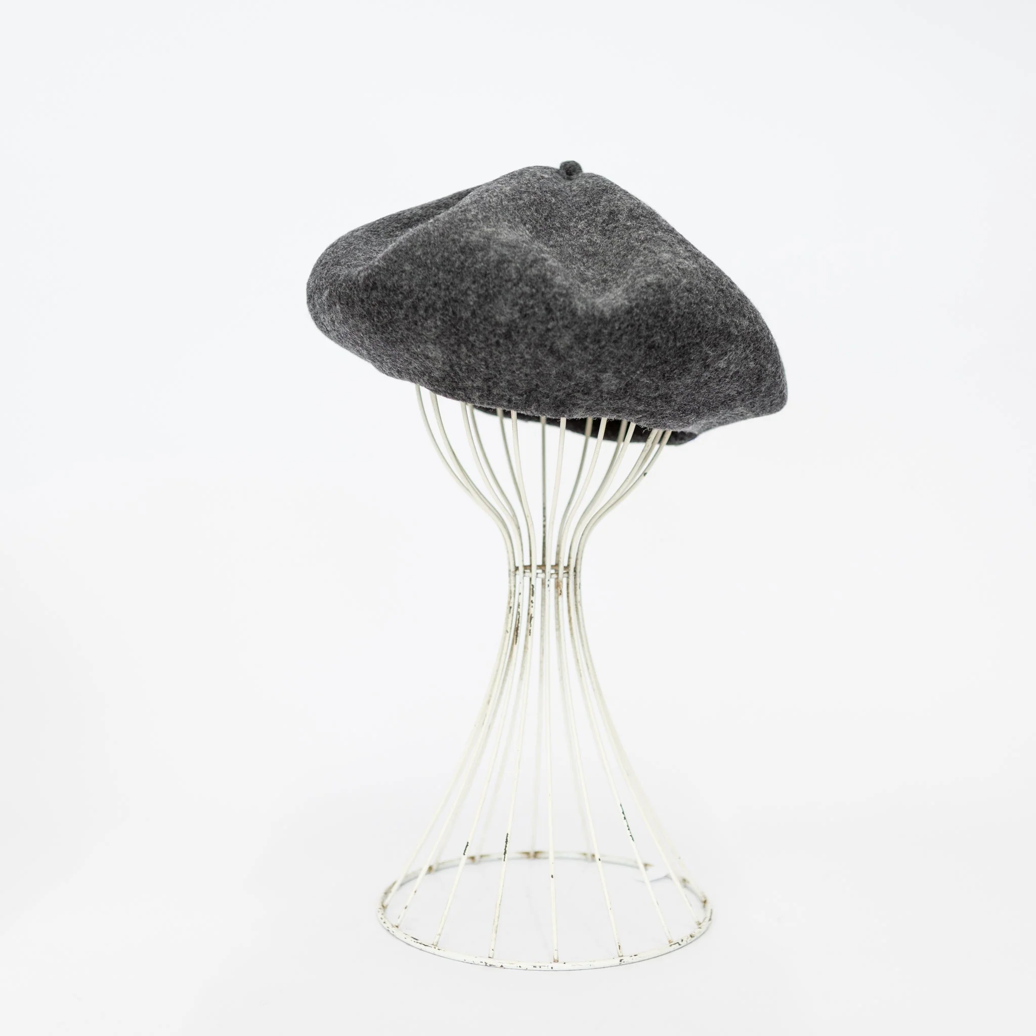 Mature Ha Beret - Image 3