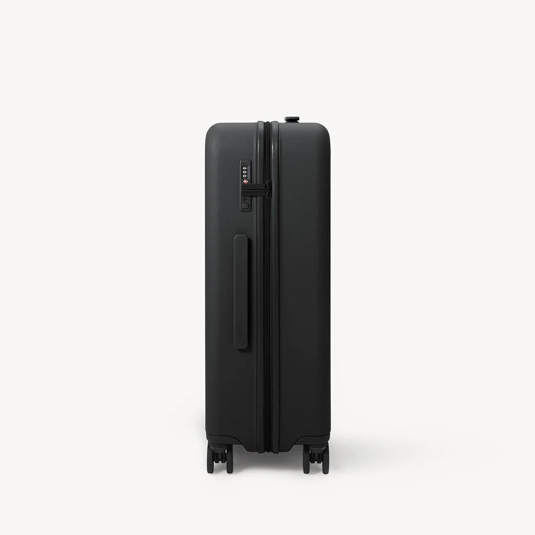 Moln Suitcase - Medium - Obsidian - Image 4