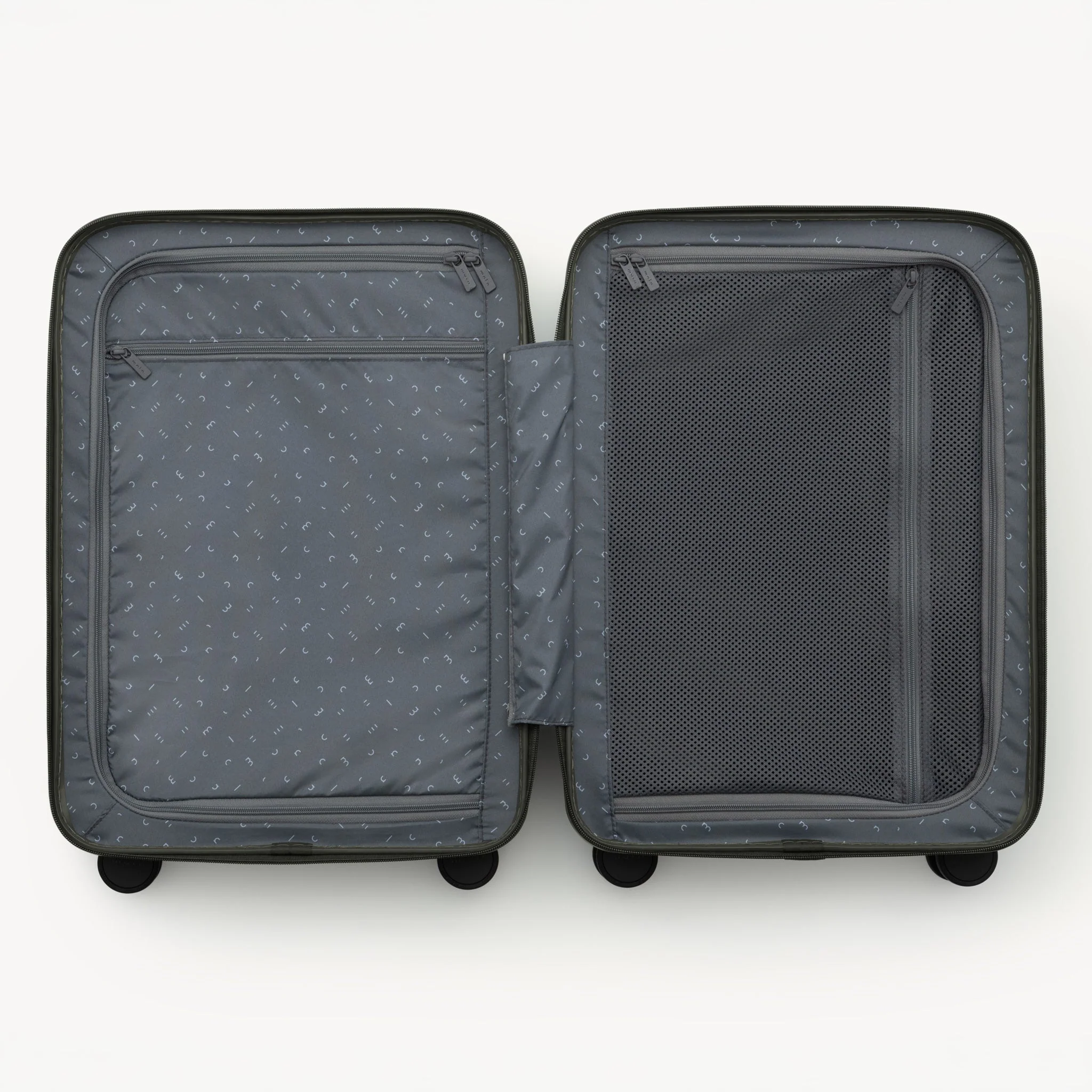 Moln Suitcase - Small - Moss - Image 5