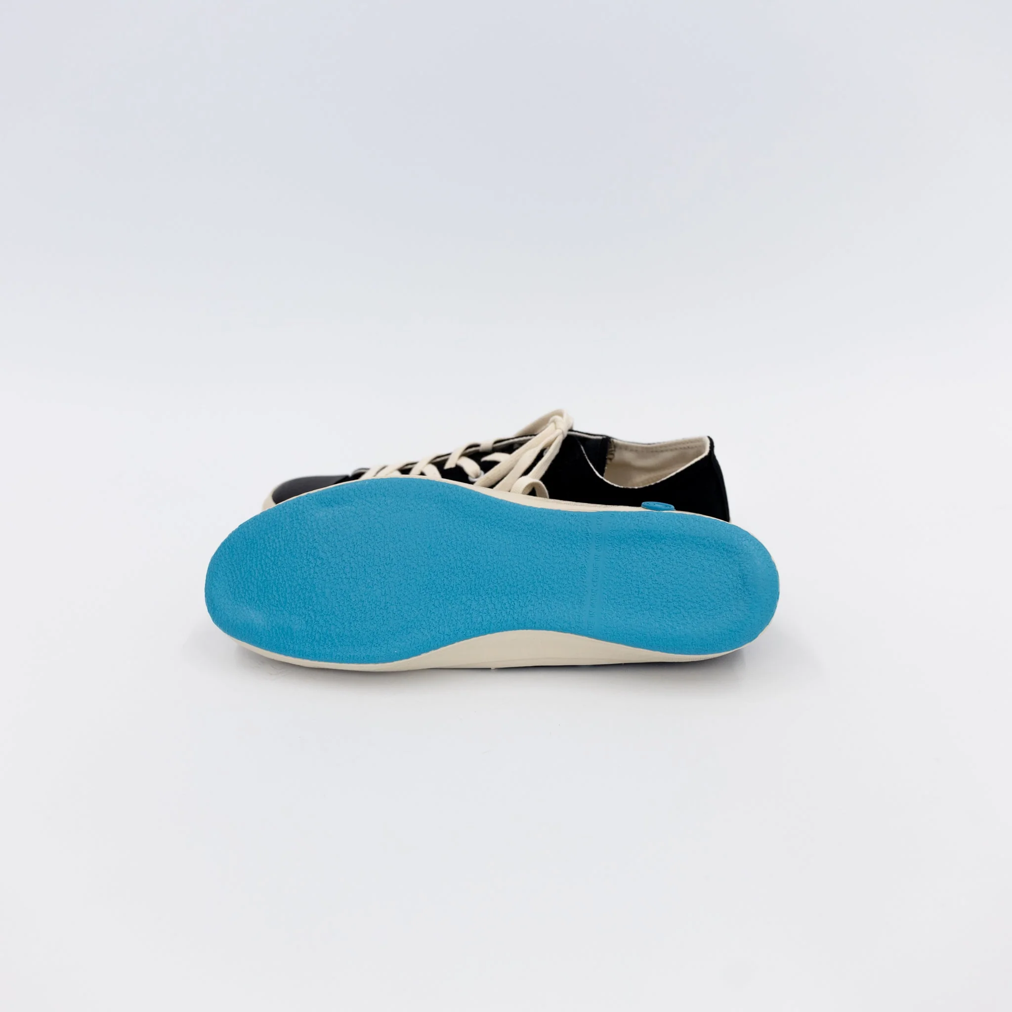 Moonstar Shoes Like Pottery Black Shoes - Image 3