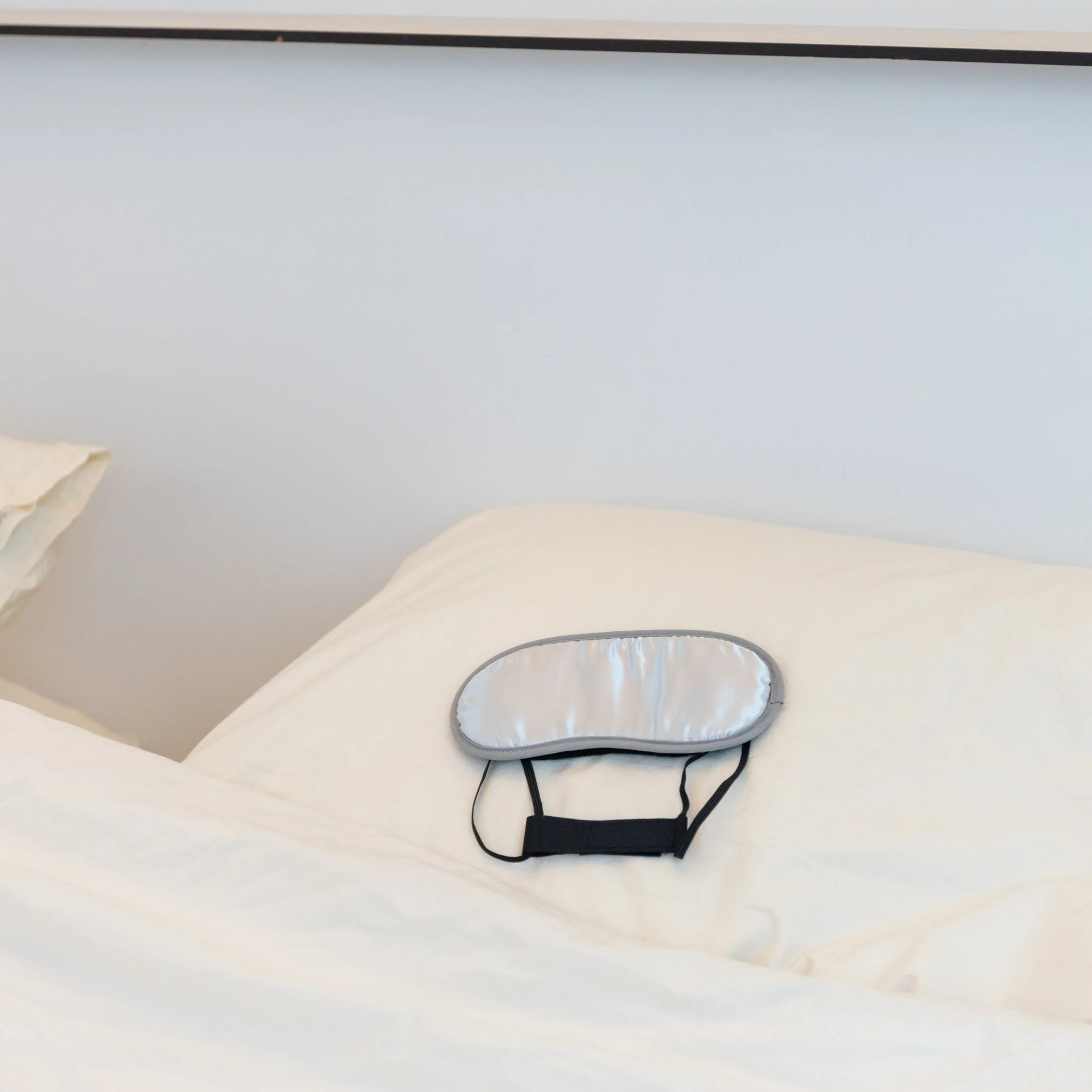 Morihata Binchotan Charcoal Eye Mask - Image 3