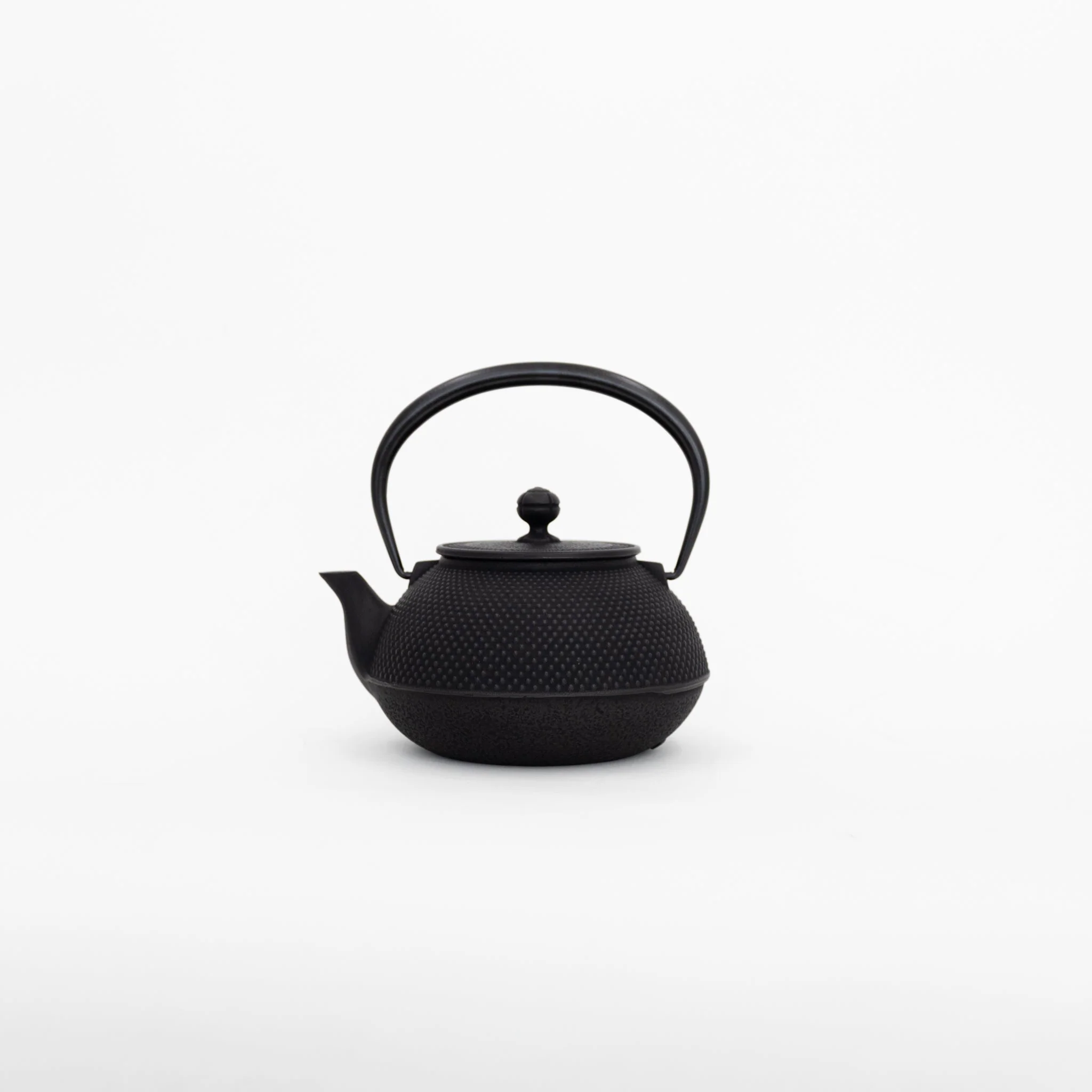 Nambu Tekki Cast Iron Teapot with Strainer - Arare - Image 5