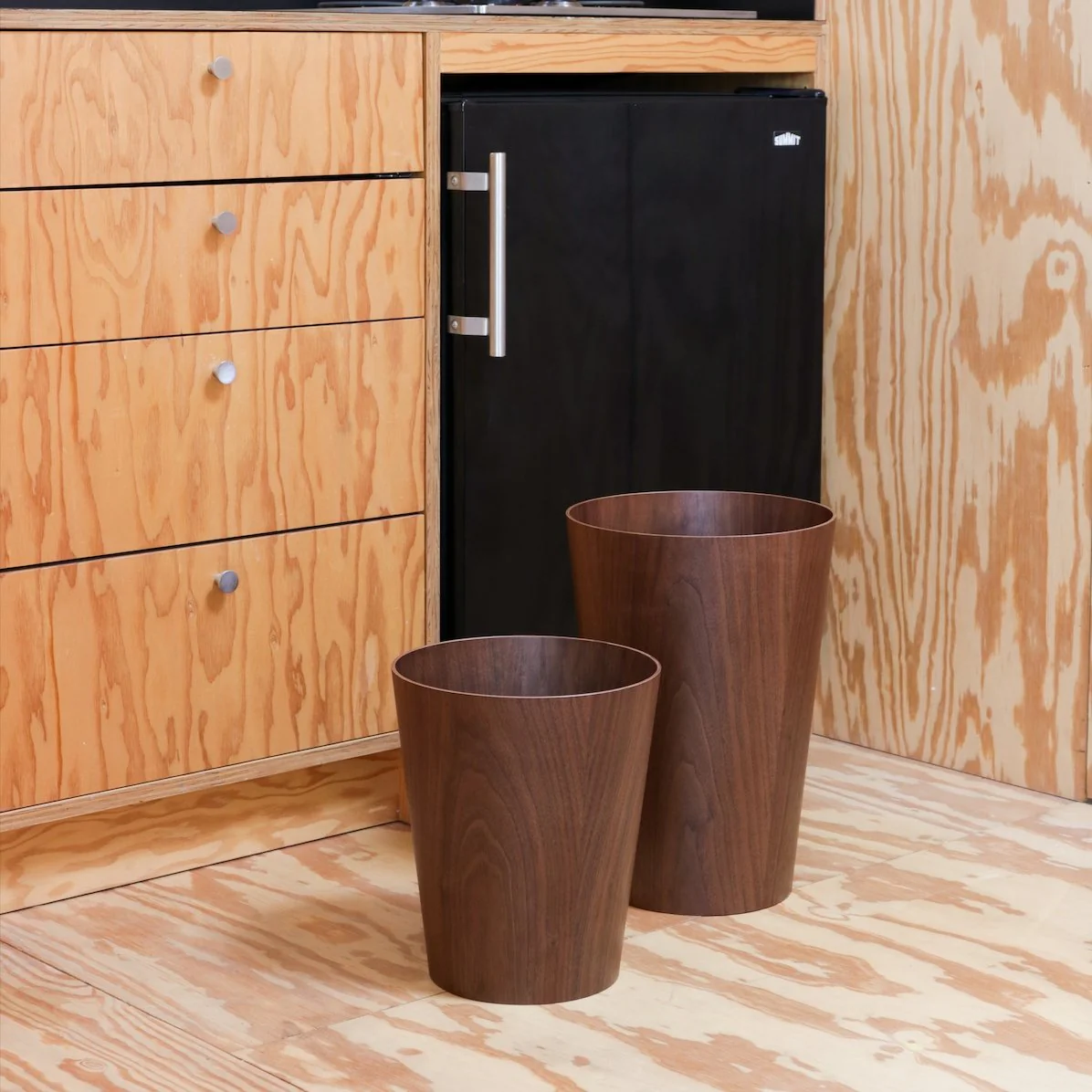 Saito Walnut Wastebasket - Image 4