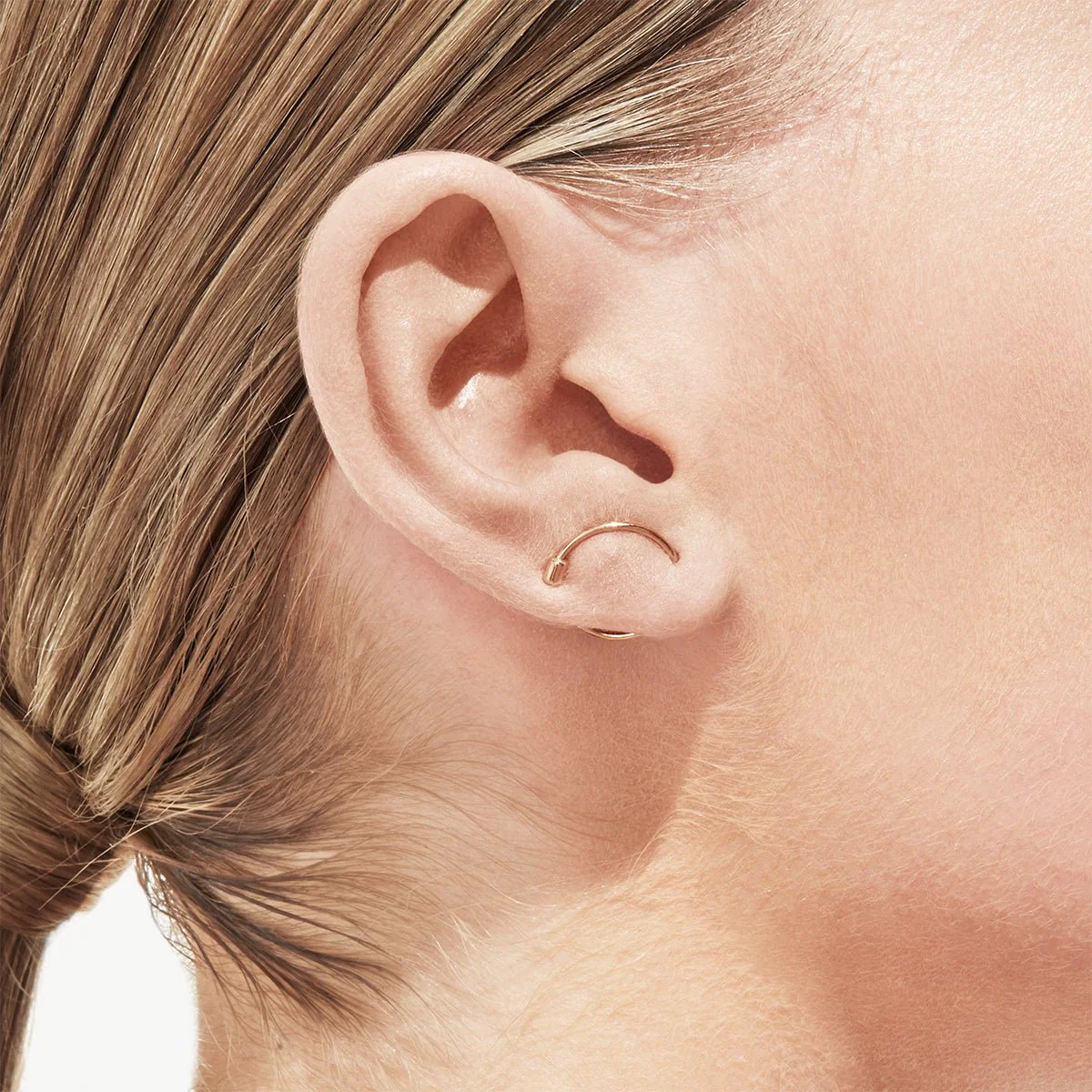 Shihara Diamond Twist Round Earring 01 - Image 6