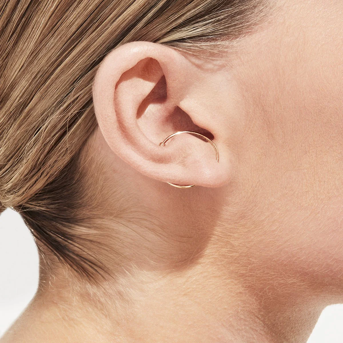 Shihara Diamond Twist Round Earring 02 - Image 6