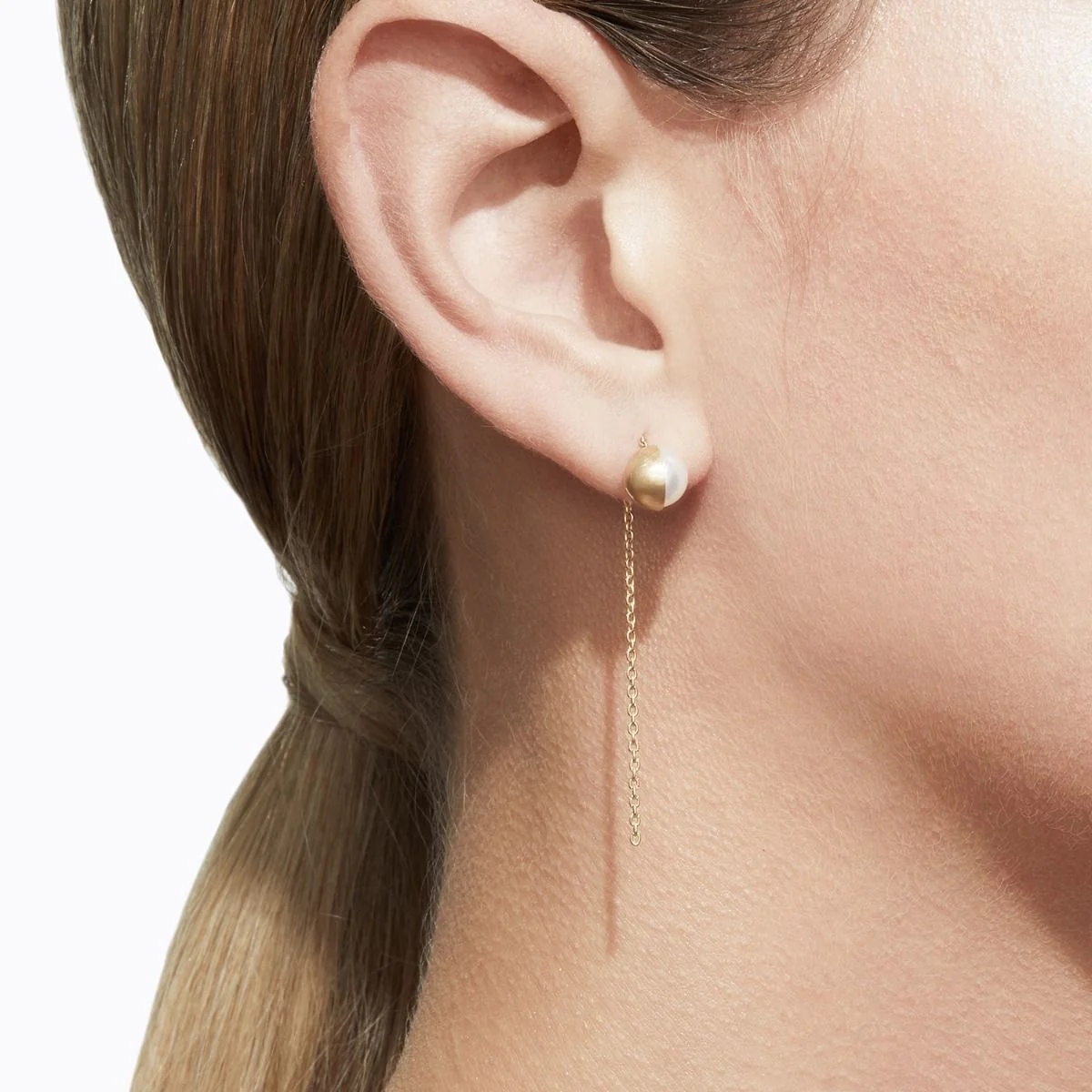 Shihara Half Pearl Chain Earring 90° - Image 4