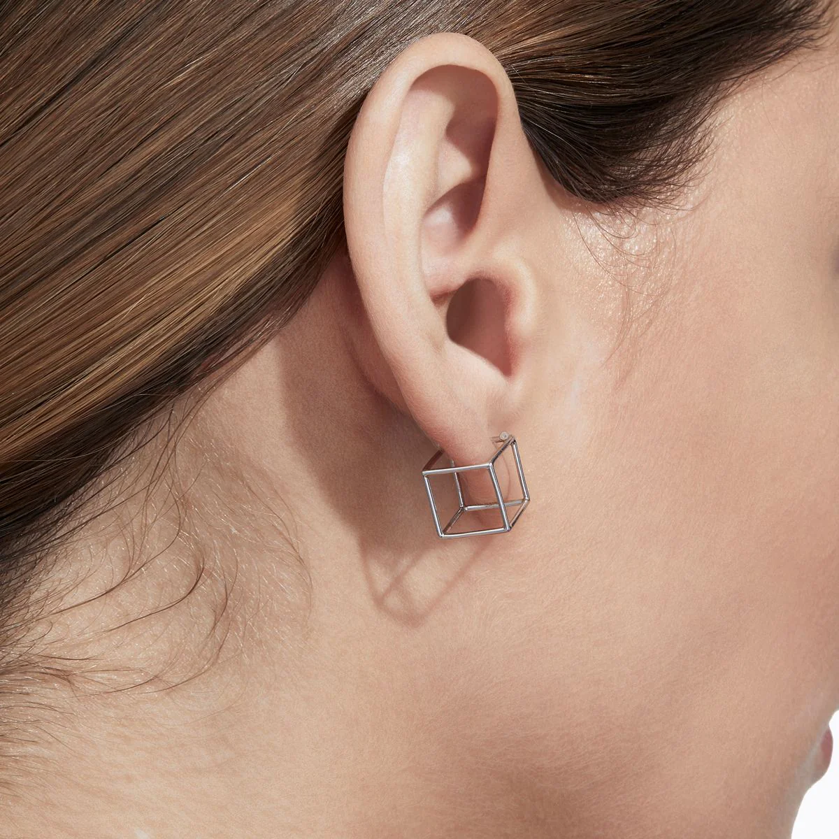 Shihara Square Earring 10 White Gold - Image 2