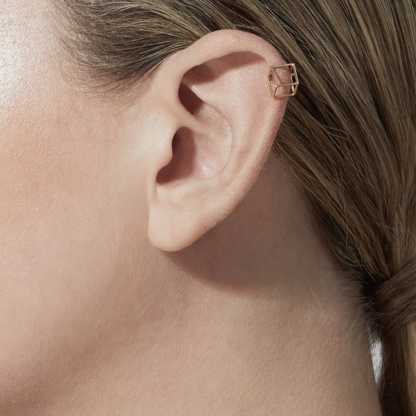 Shihara Square Earring 7 - Image 5