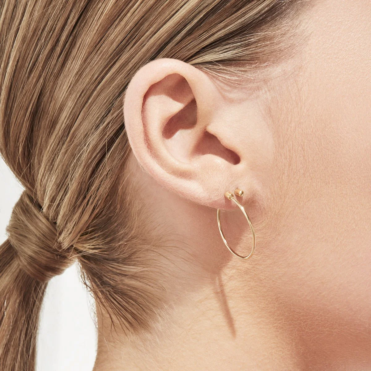 Shihara Twist Round Earring 03 - Image 2