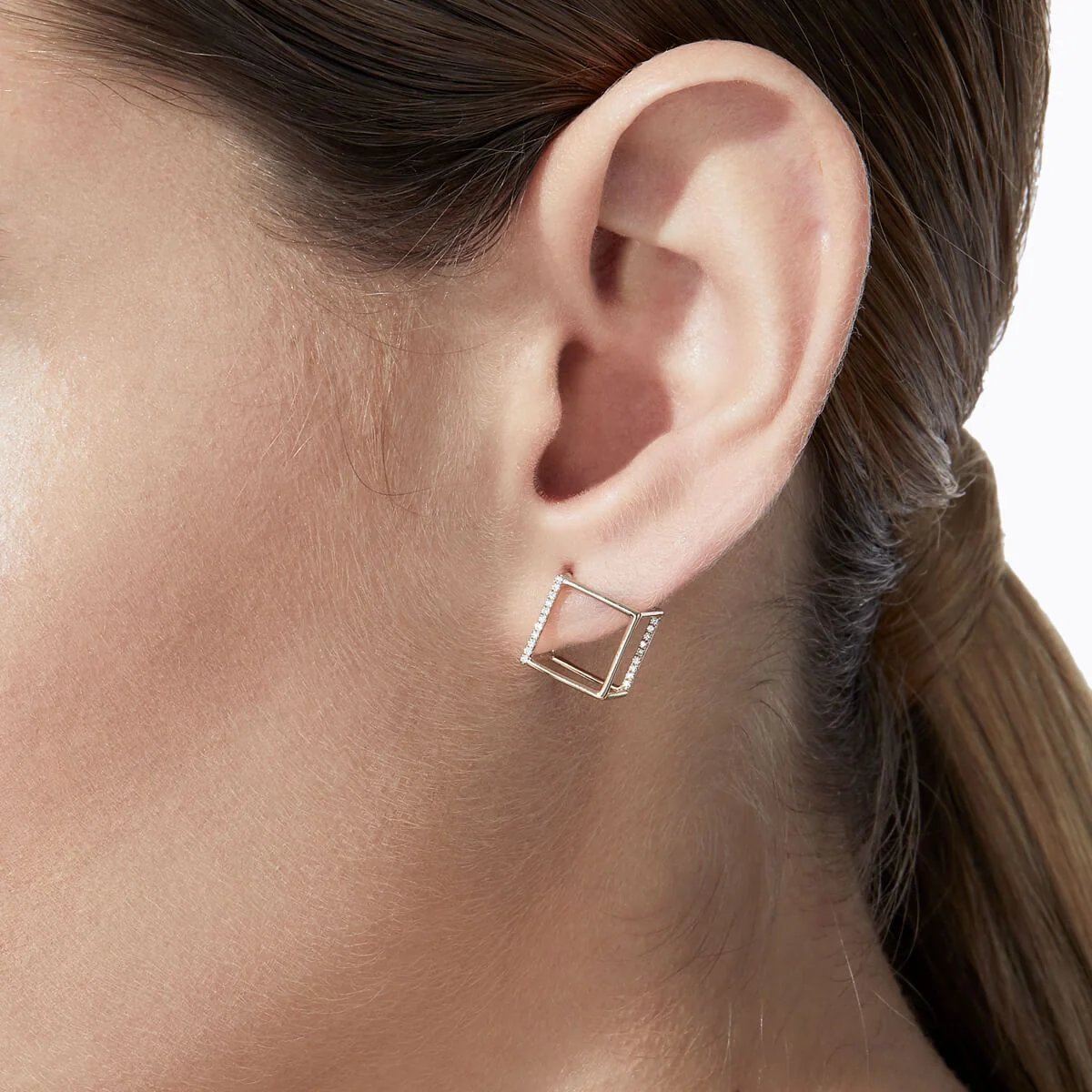 Shihara Diamond Square Earring 10 (01) - Image 2