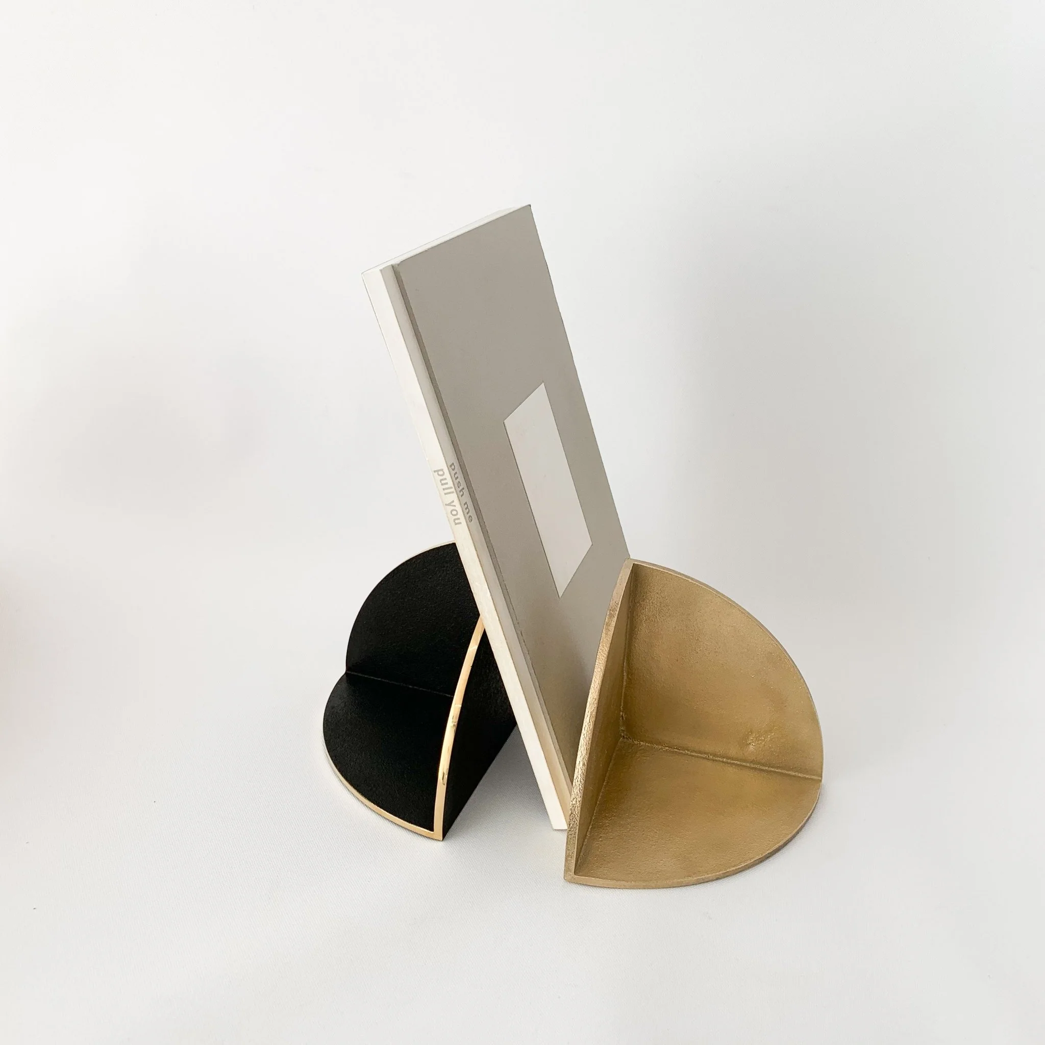 S/N Bookend - Image 3