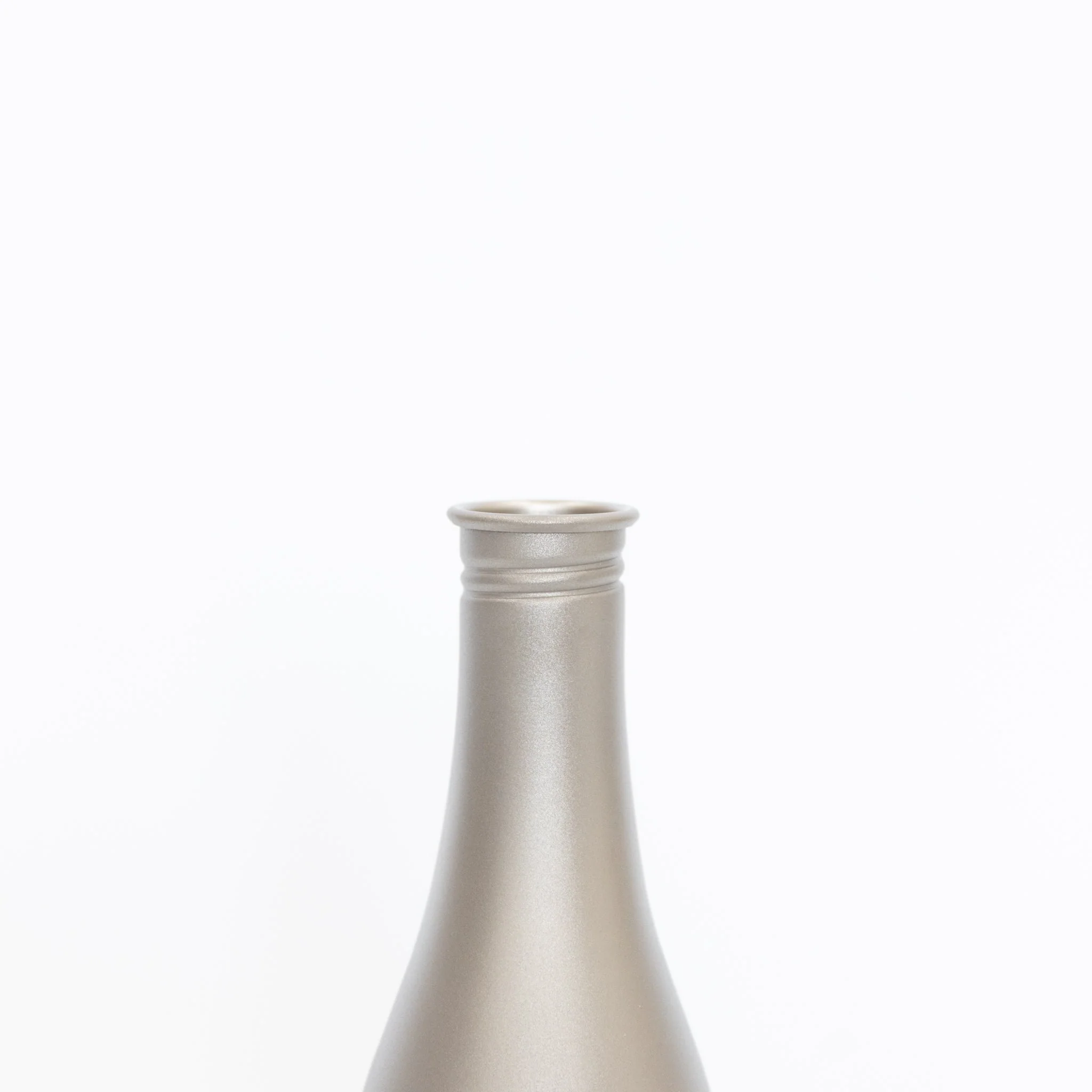Snow Peak Titanium Sake Bottle - Image 4