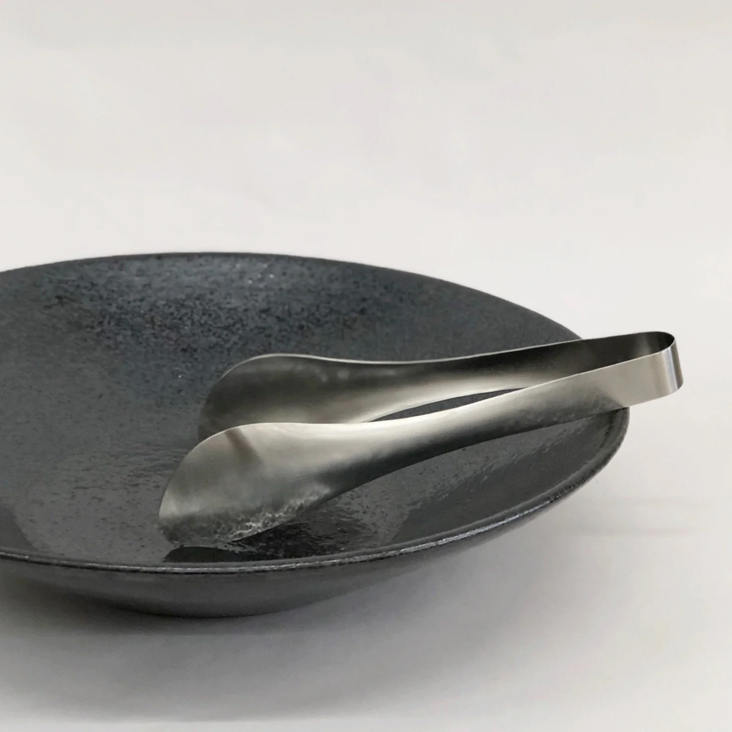 Sori Yanagi Stainless Steel Tongs [TS012] - Image 5